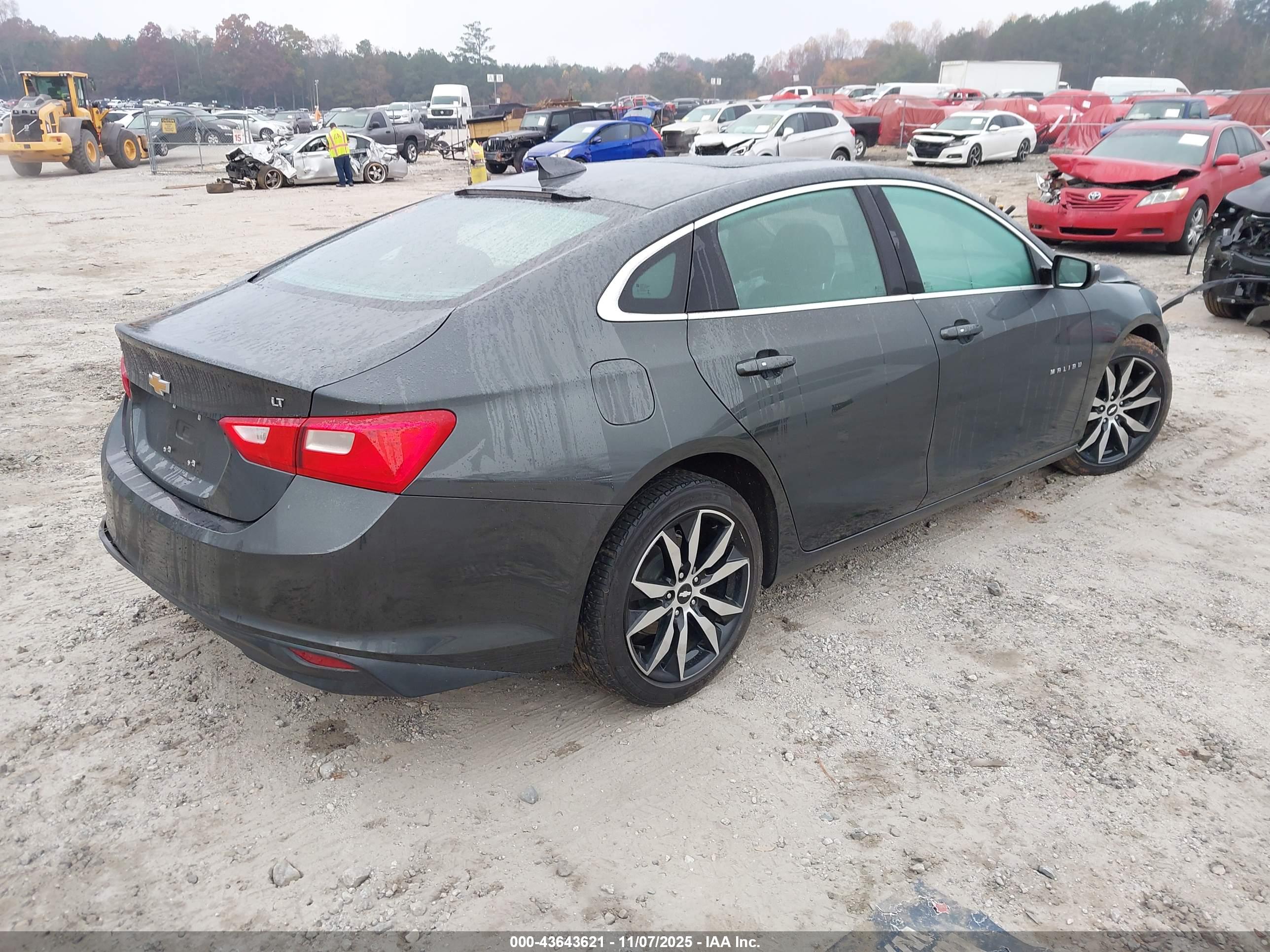 CHEVROLET MALIBU image 4