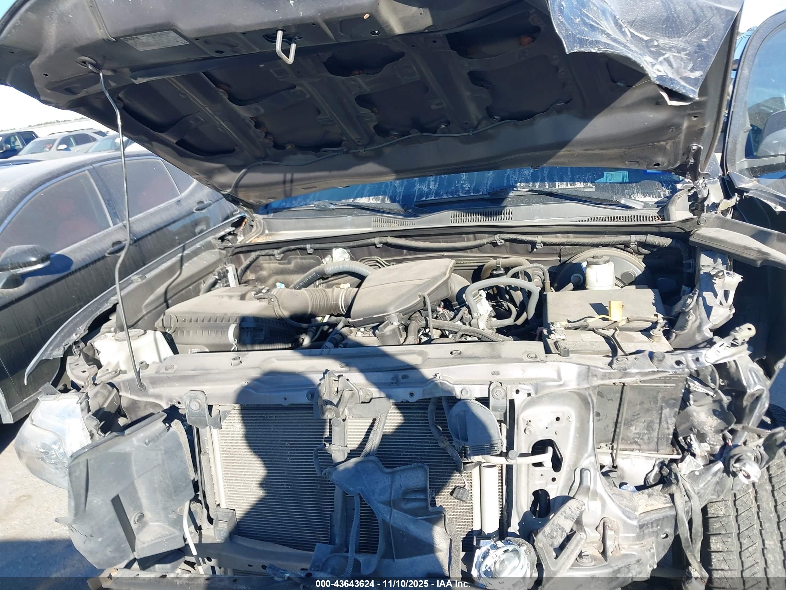 TOYOTA TACOMA image 10