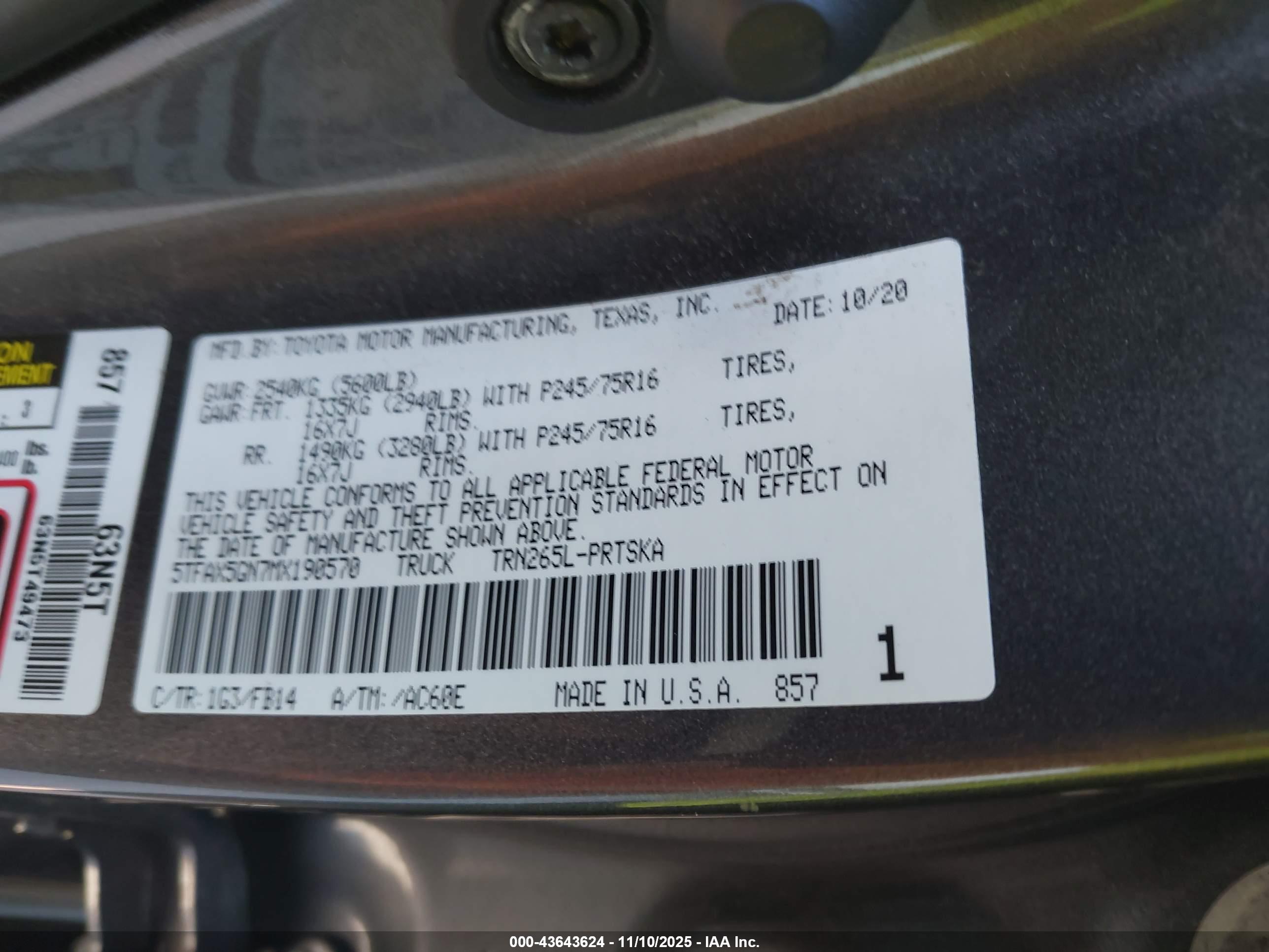 TOYOTA TACOMA image 9