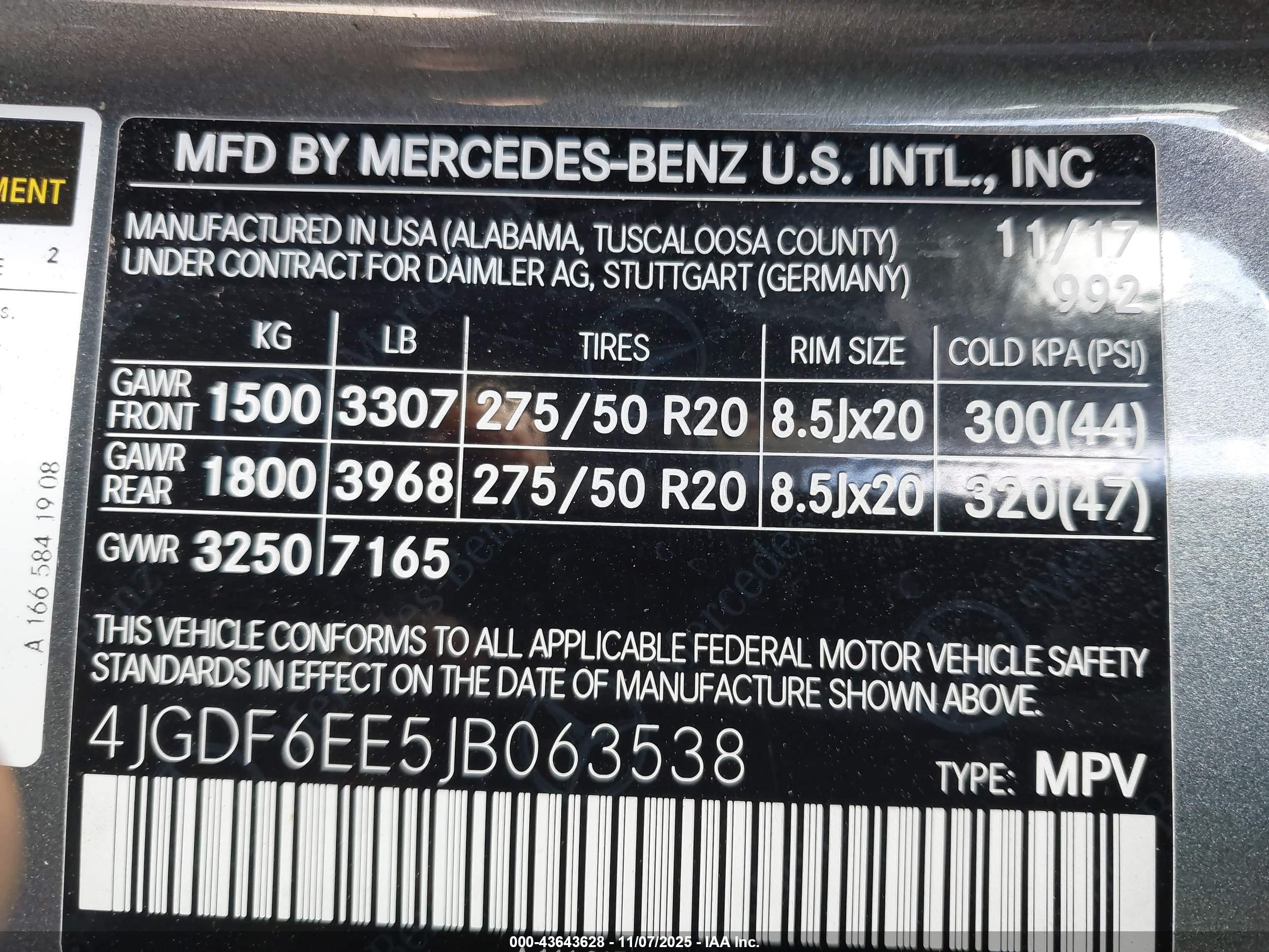 MERCEDES-BENZ GLS image 9