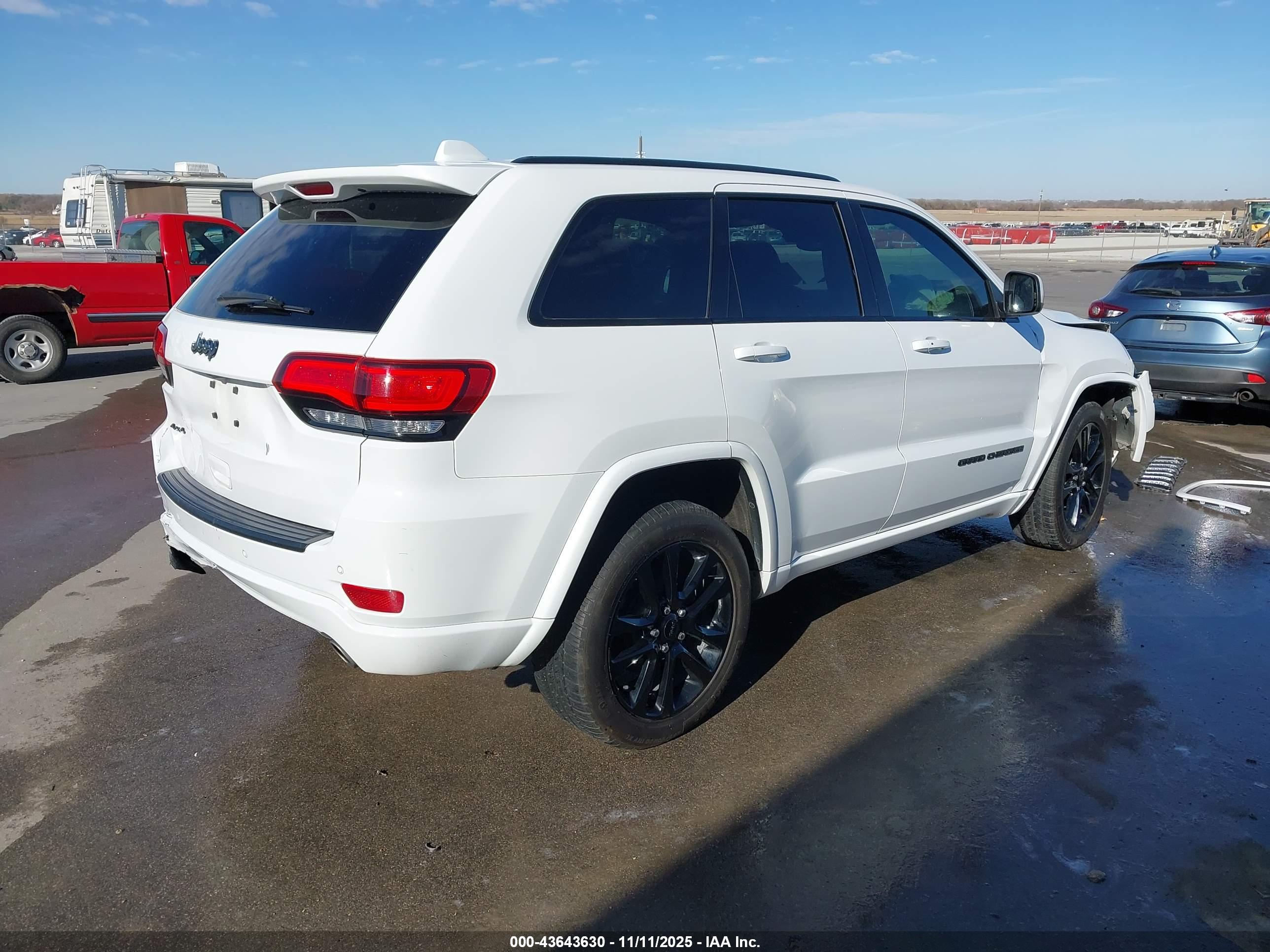 JEEP GRAND image 4