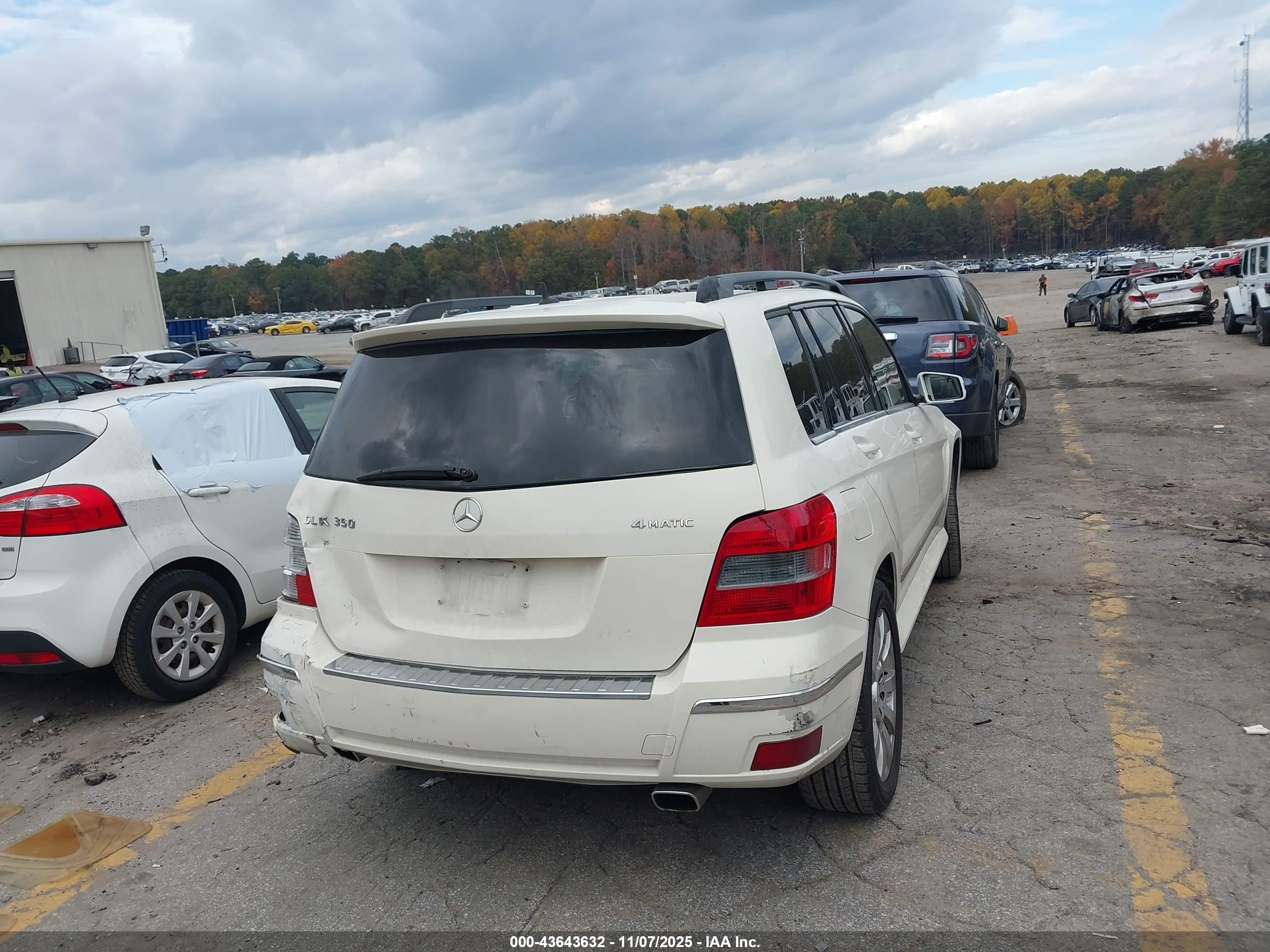 MERCEDES-BENZ GLK image 4