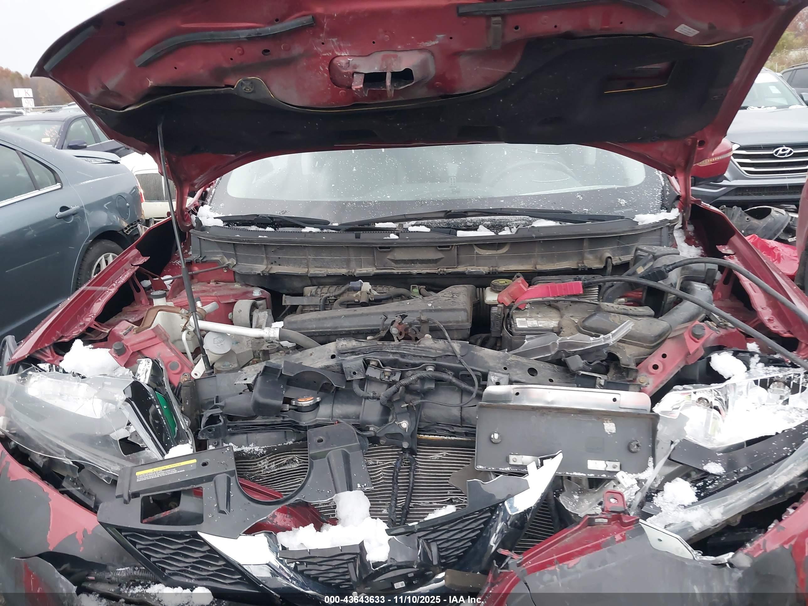 NISSAN ROGUE image 10