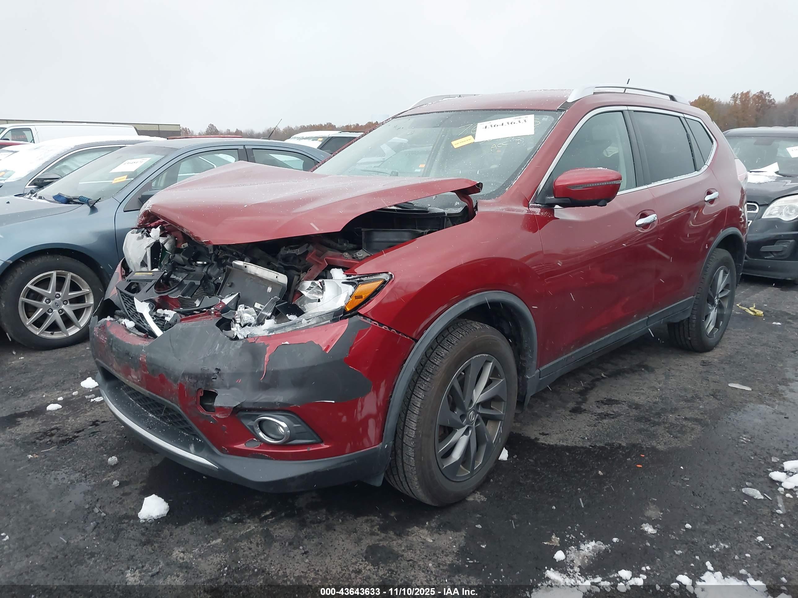 NISSAN ROGUE image 2