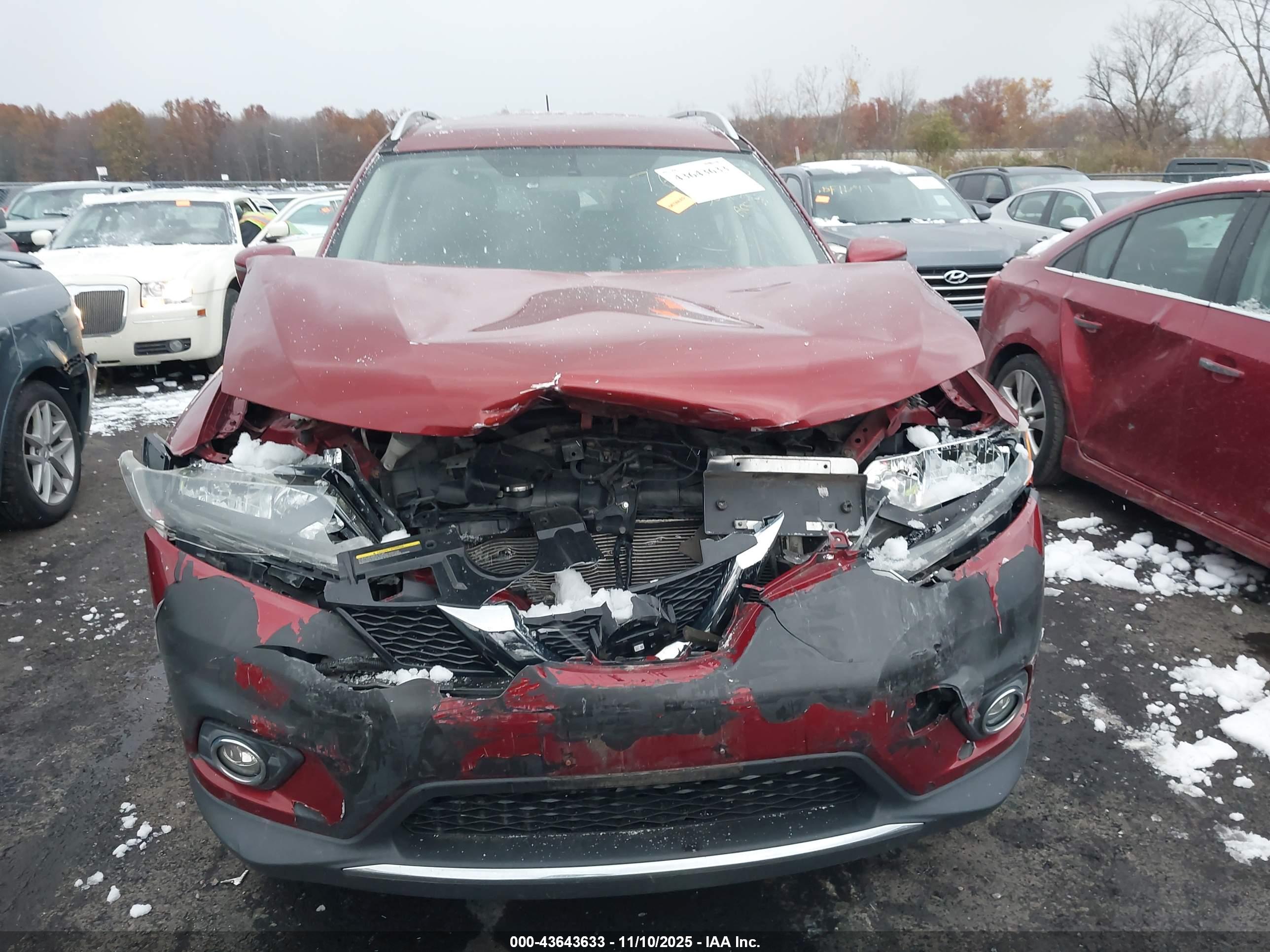 NISSAN ROGUE image 6