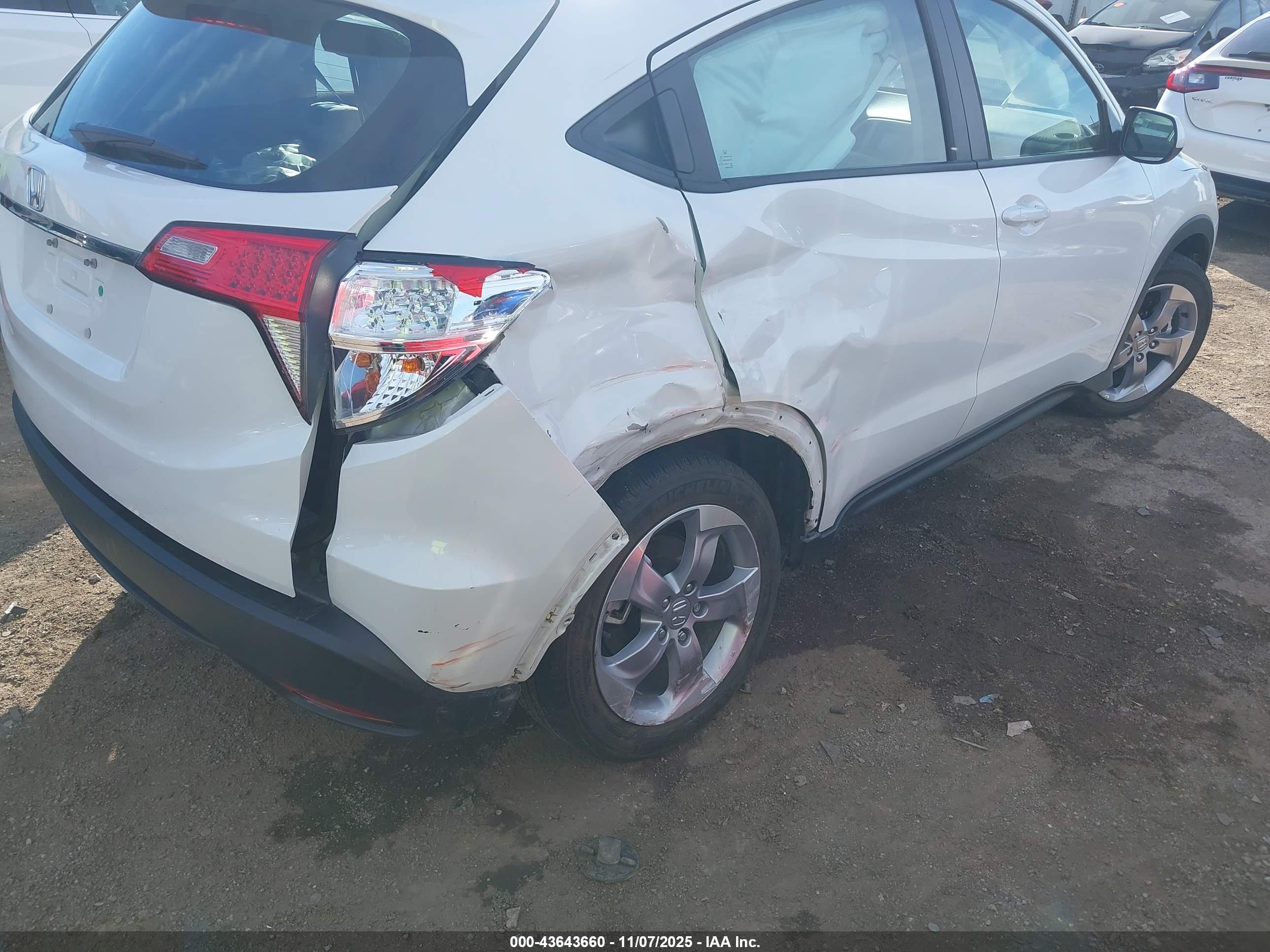HONDA HR-V image 6