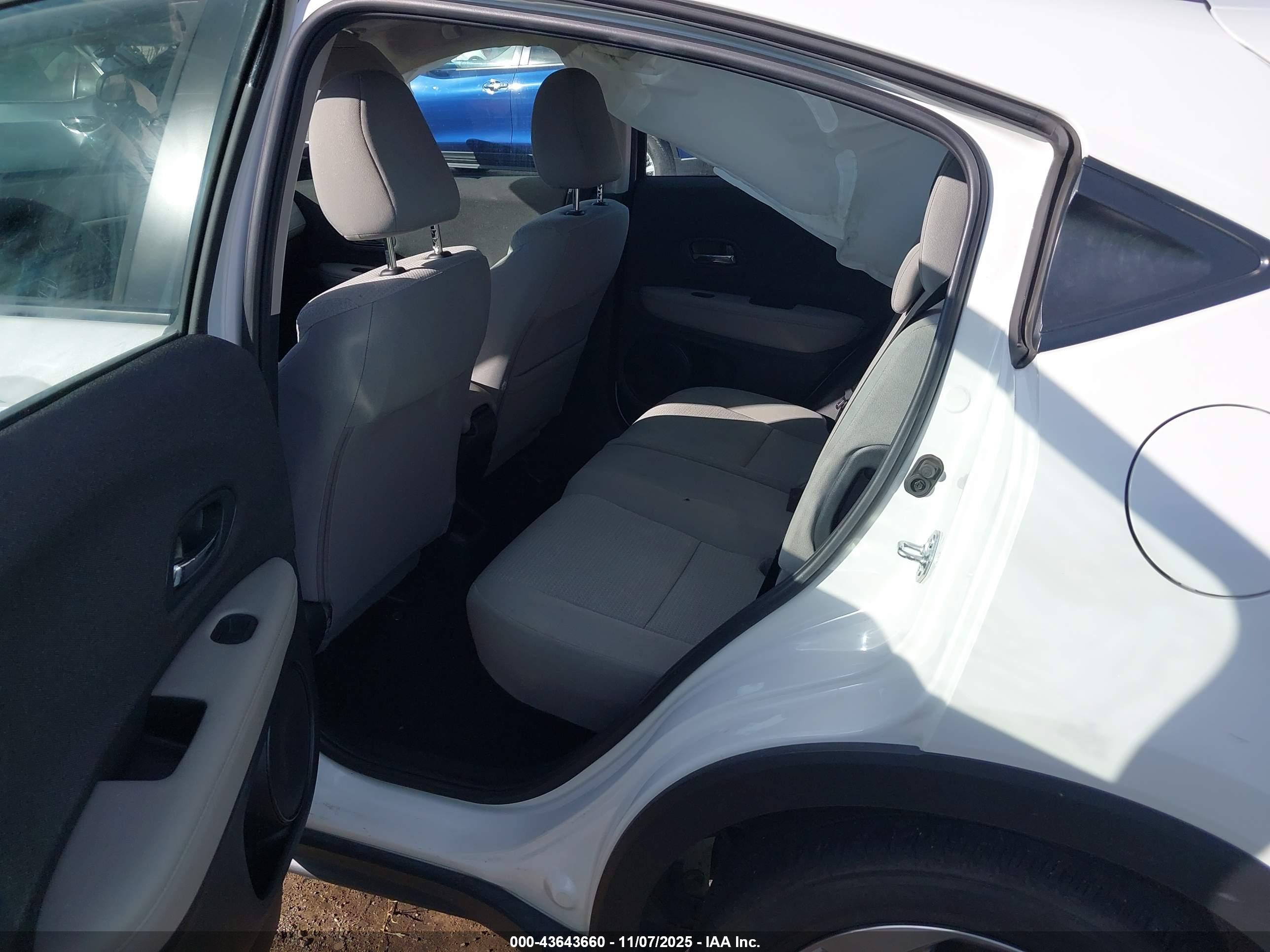 HONDA HR-V image 8
