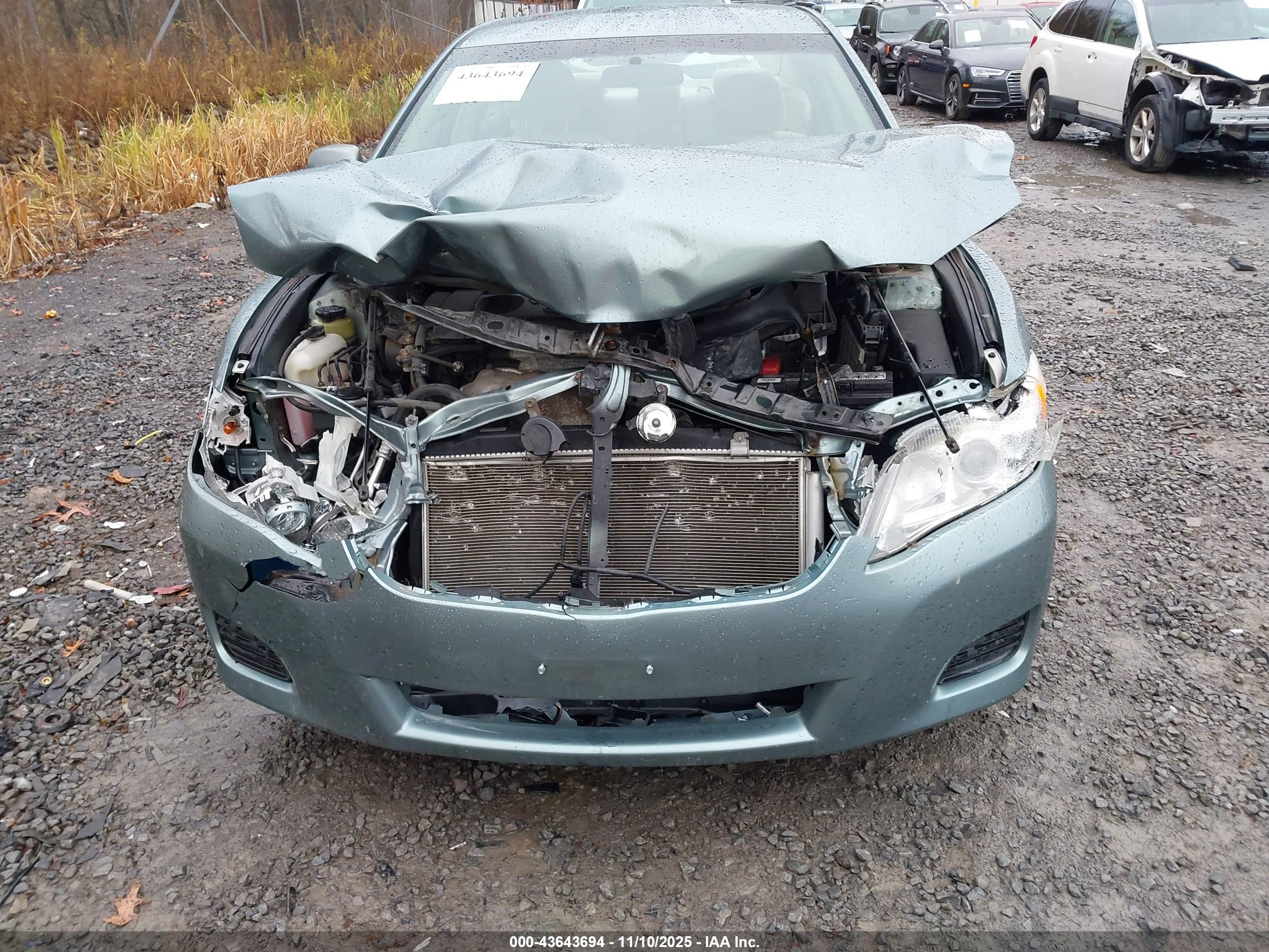 TOYOTA CAMRY image 6