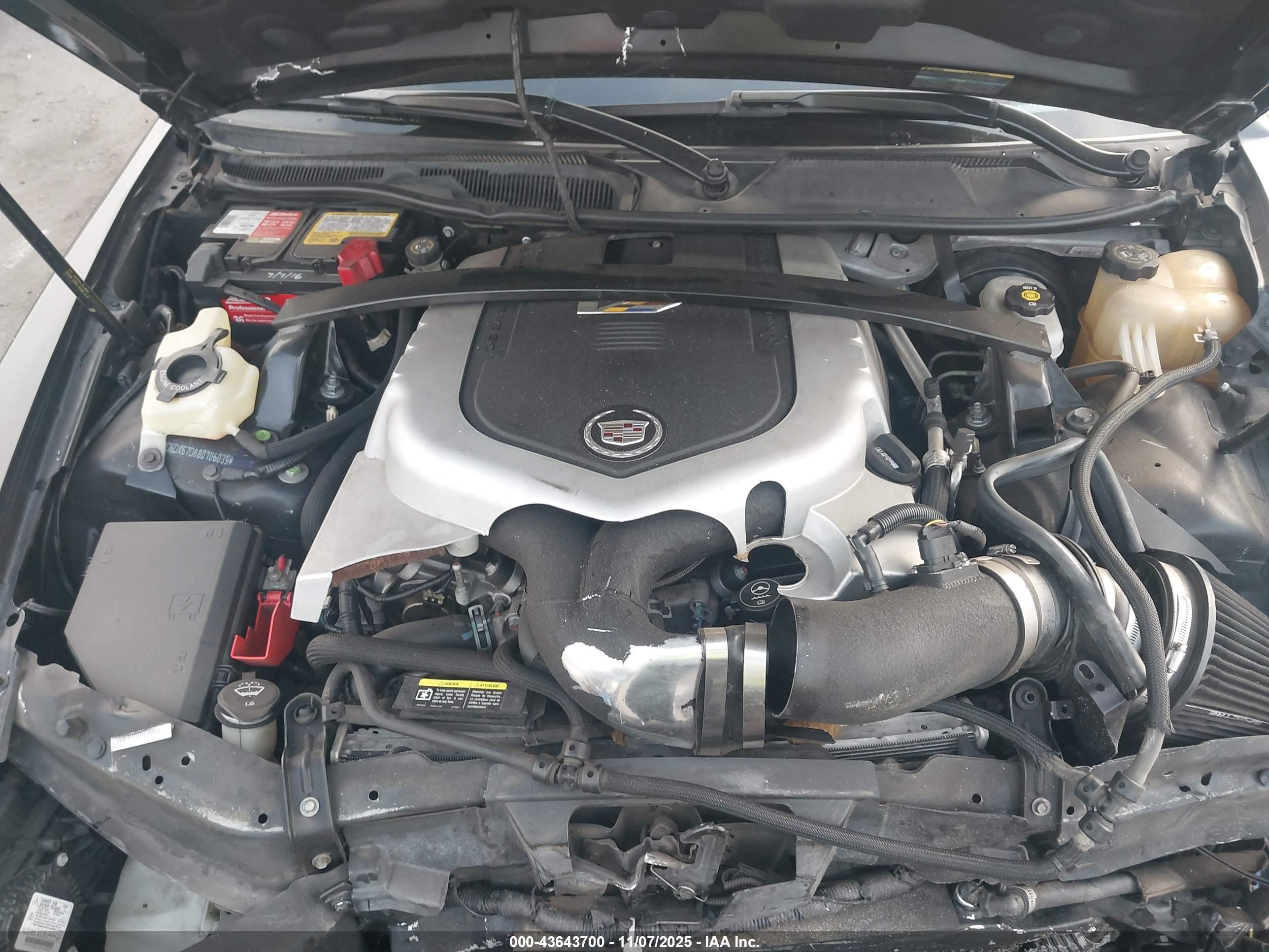 CADILLAC STS-V image 10