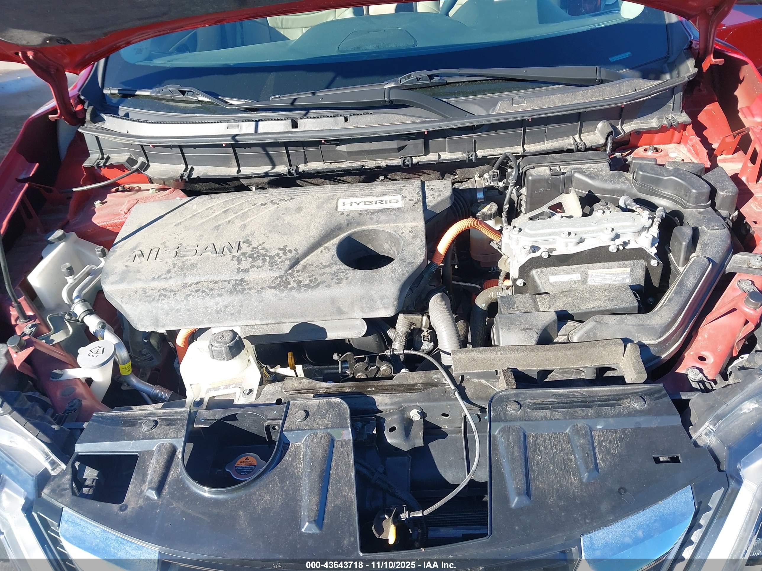 NISSAN ROGUE image 10
