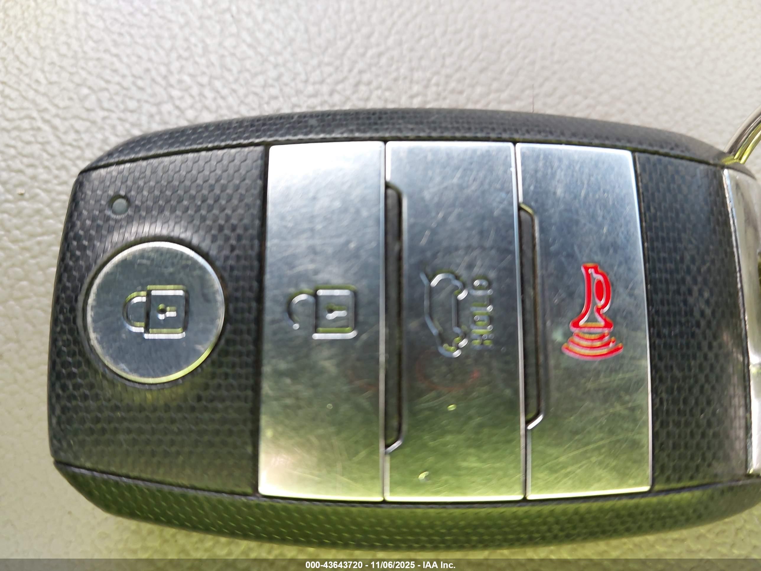 KIA SORENTO image 11