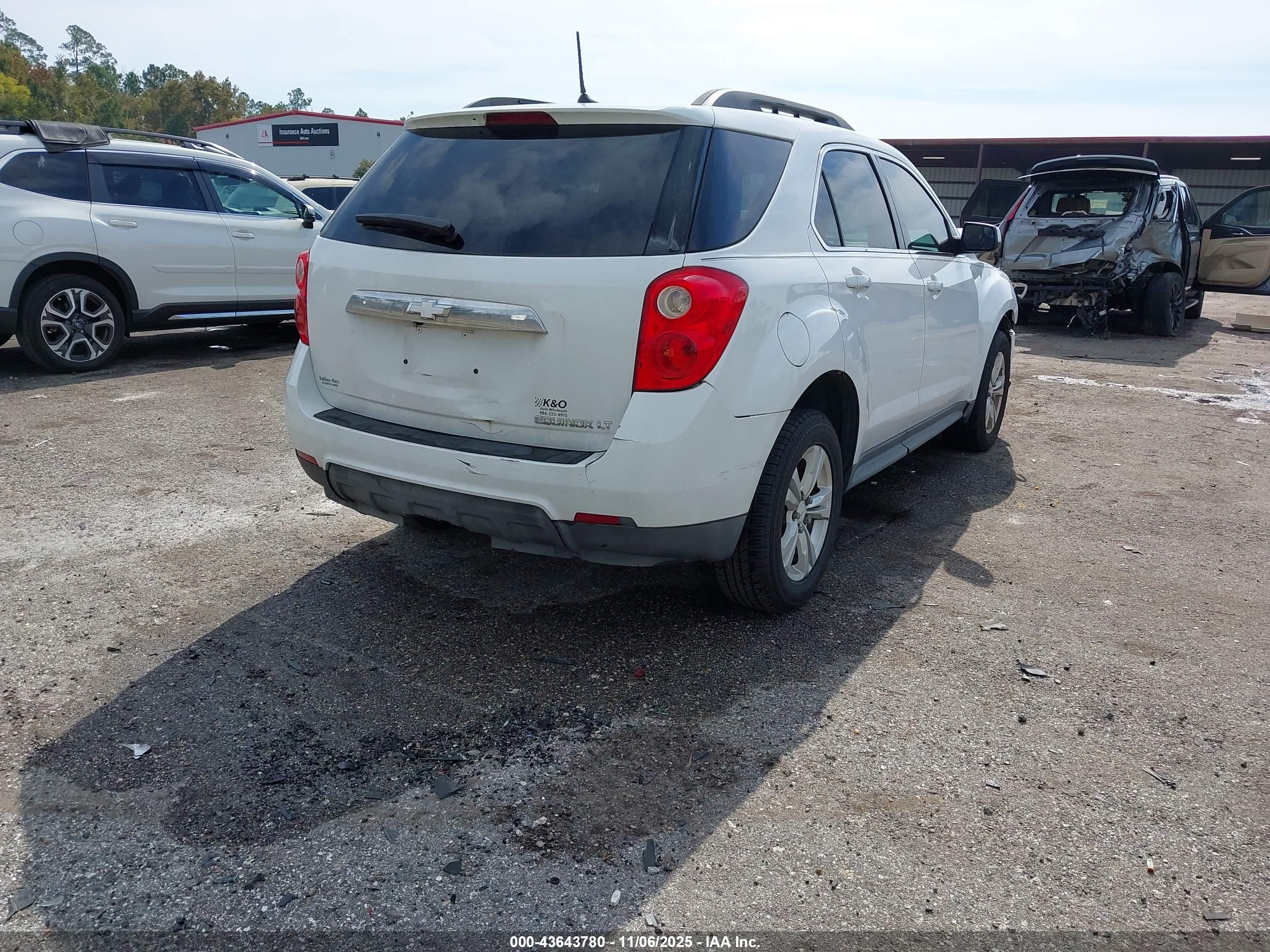 CHEVROLET EQUINOX image 4