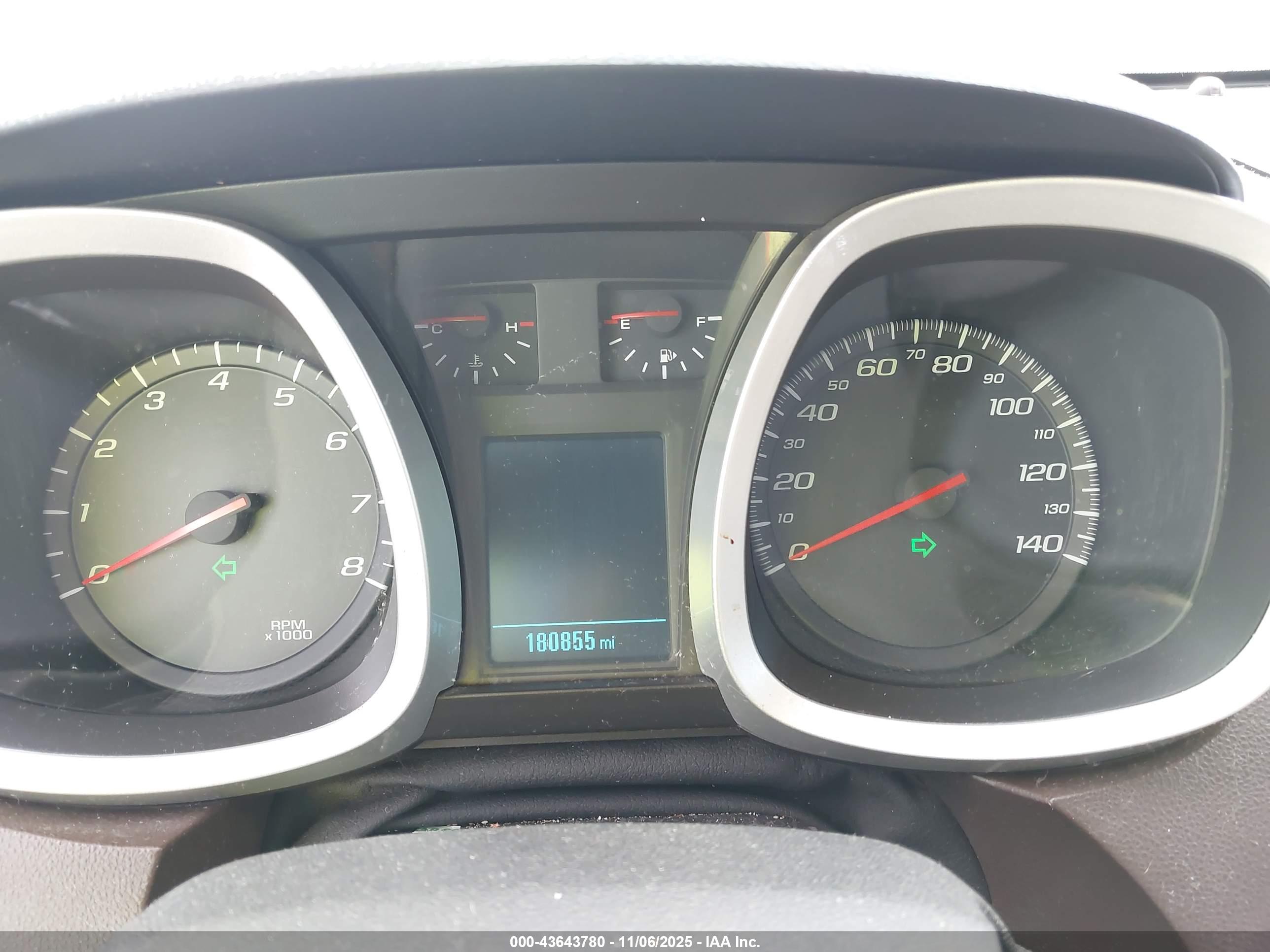 CHEVROLET EQUINOX image 7