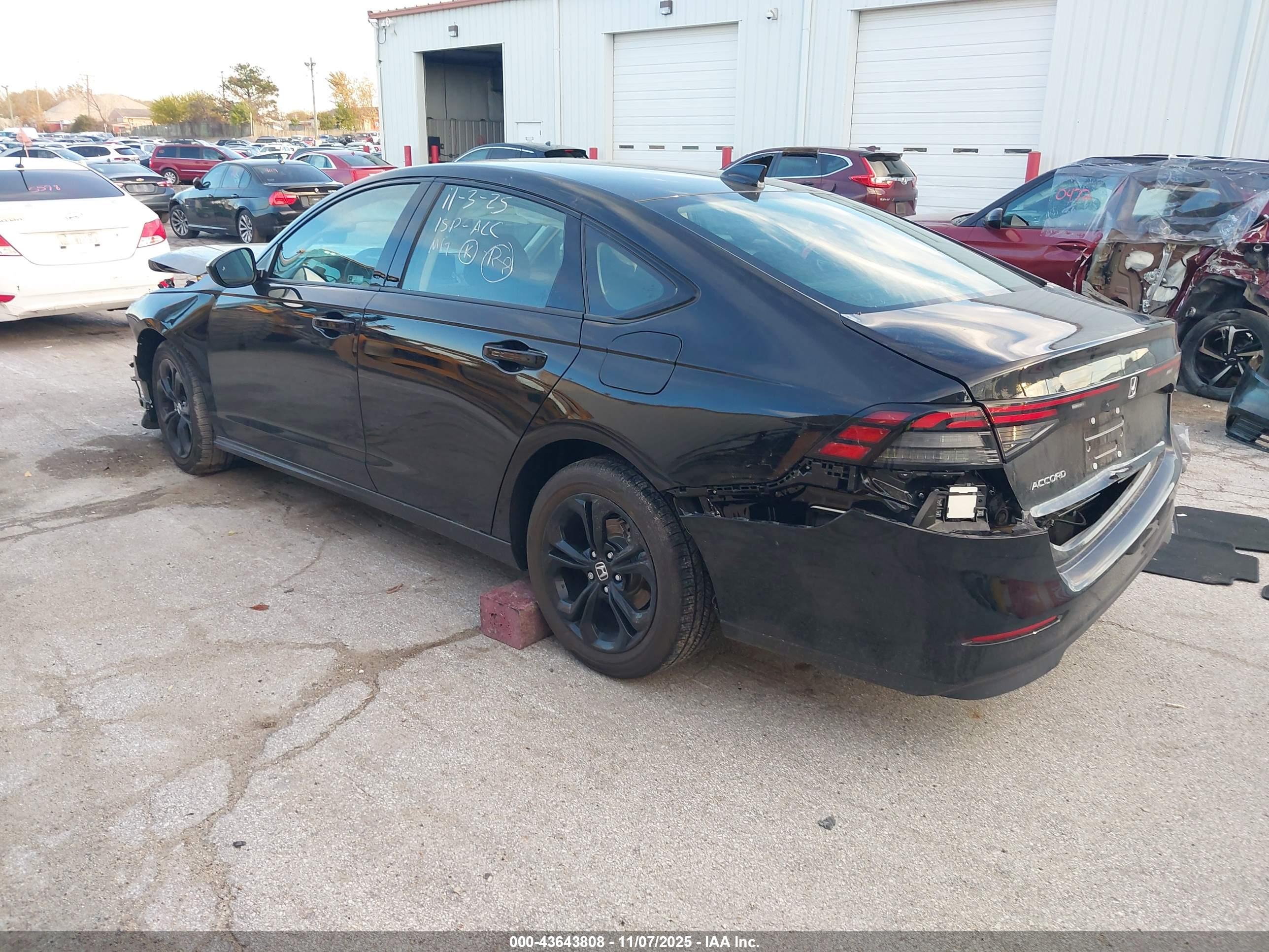 HONDA ACCORD image 3