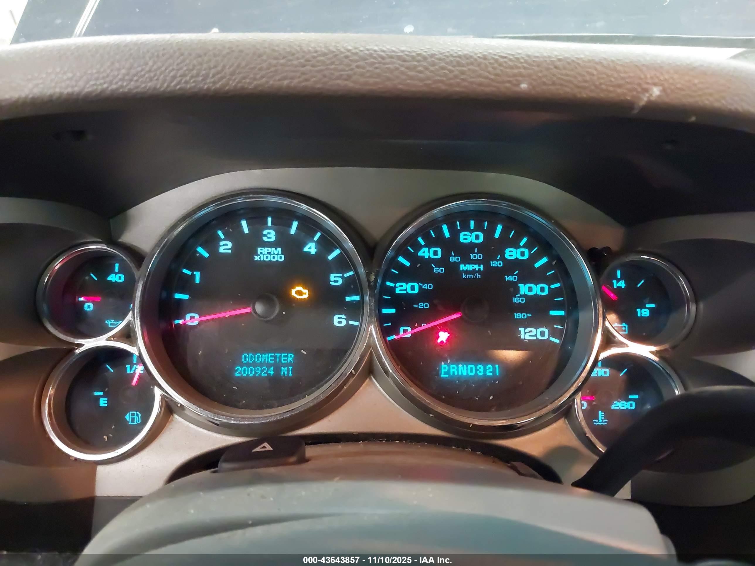 GMC SIERRA image 7