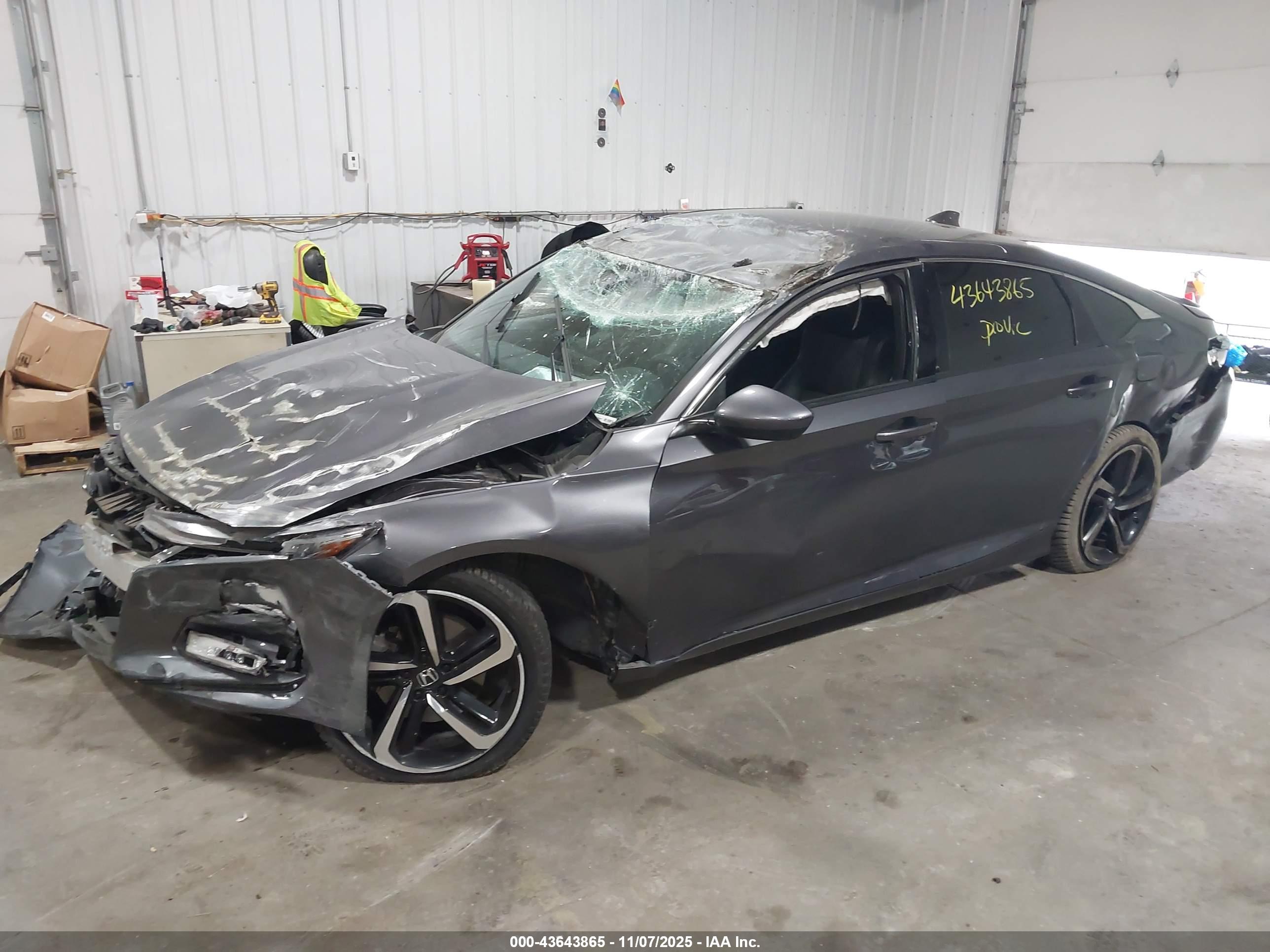 HONDA ACCORD image 2