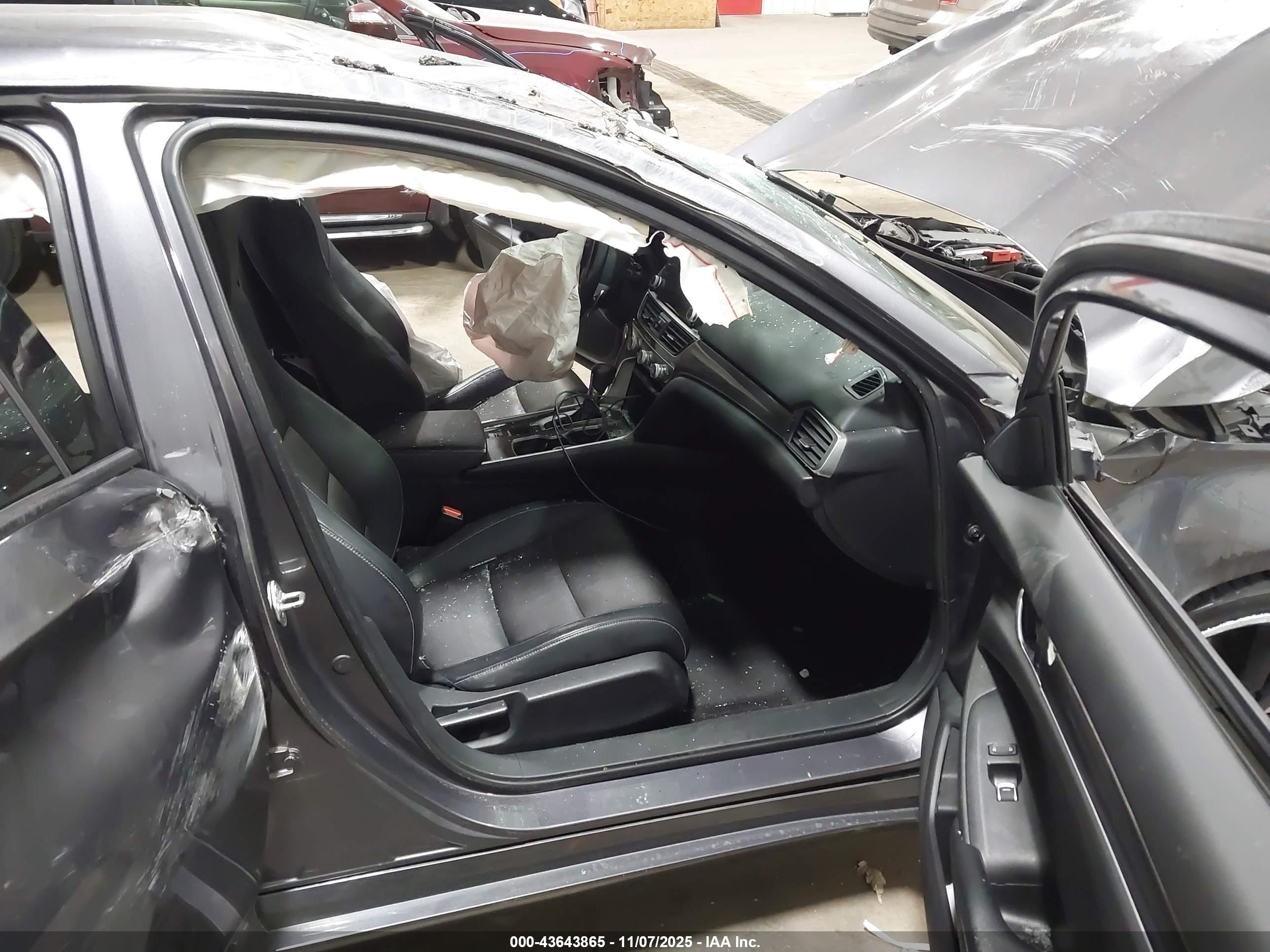 HONDA ACCORD image 5