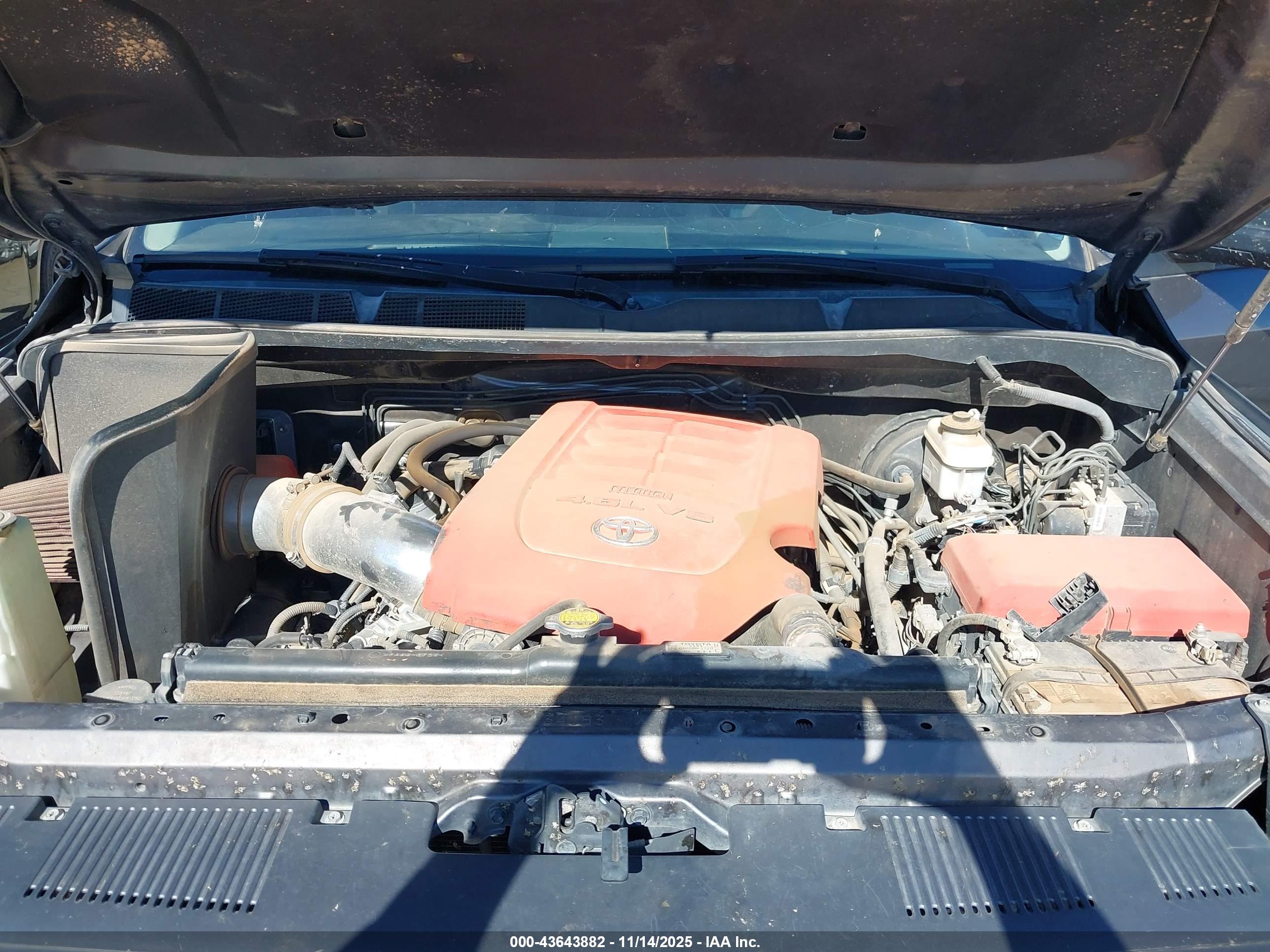 TOYOTA TUNDRA image 10