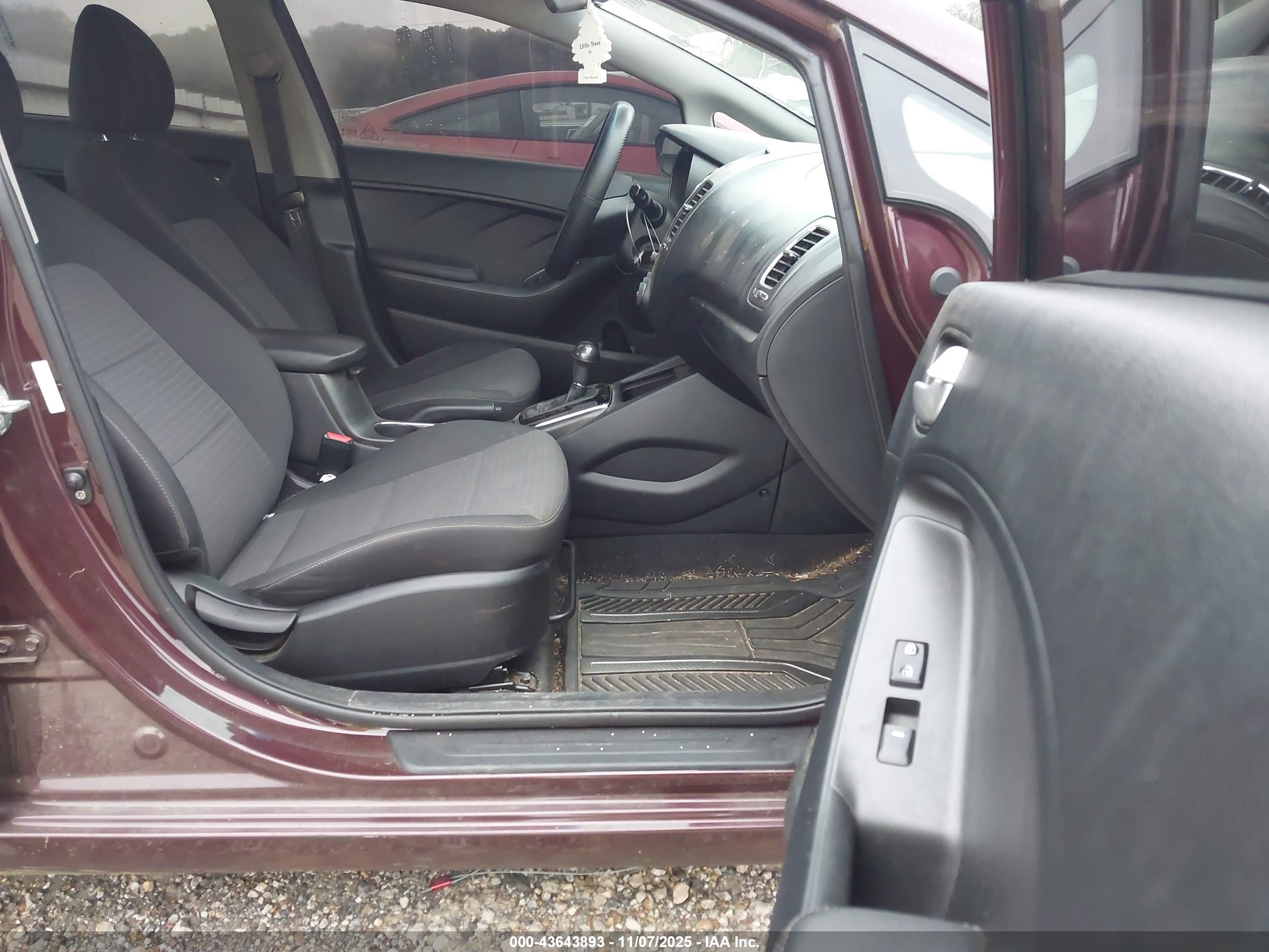 KIA FORTE image 5