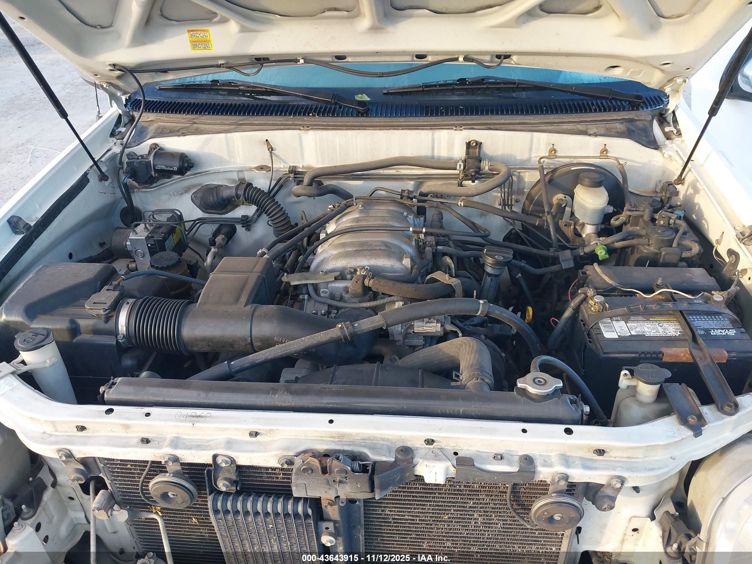 TOYOTA TUNDRA image 10