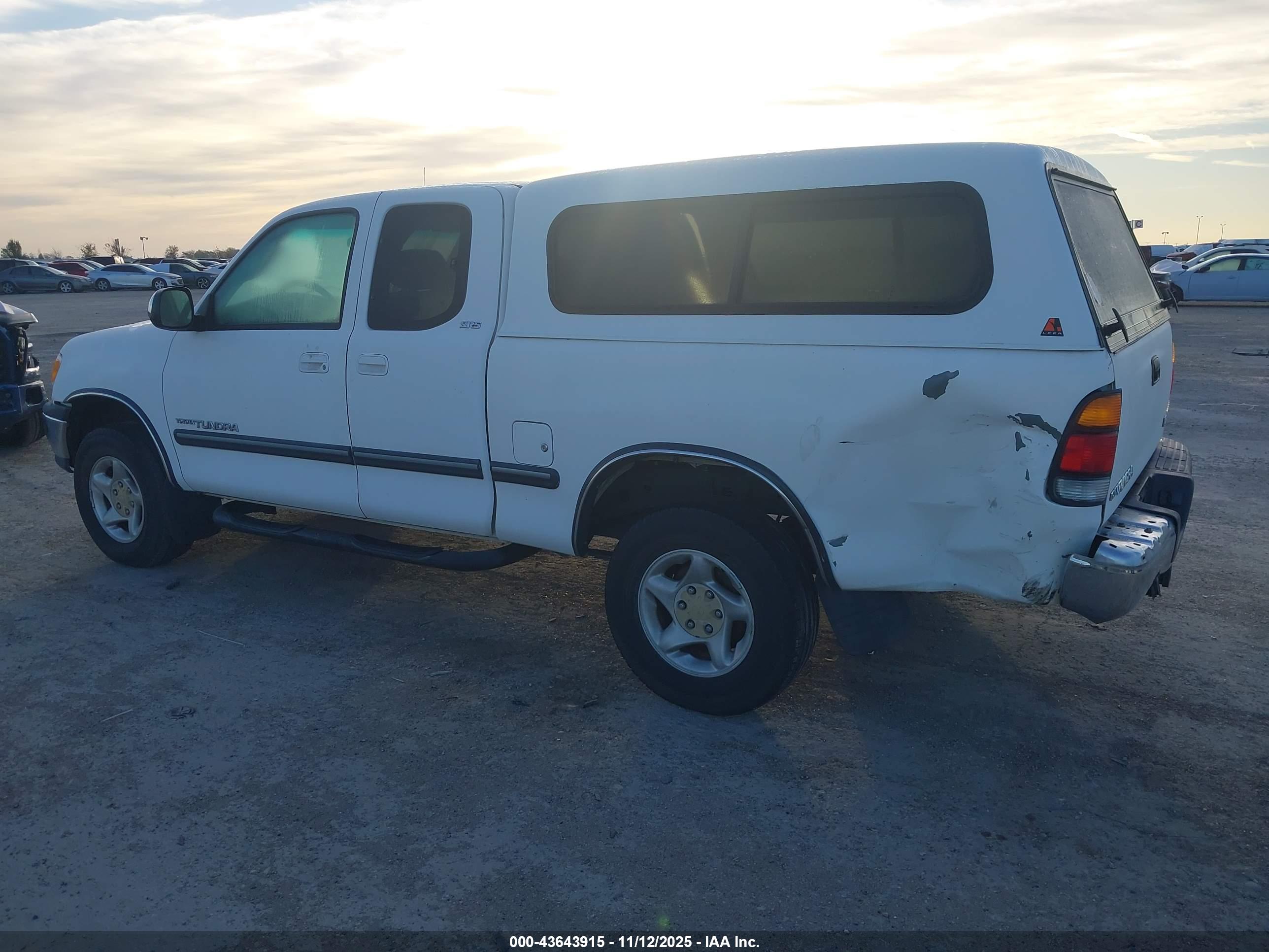 TOYOTA TUNDRA image 3