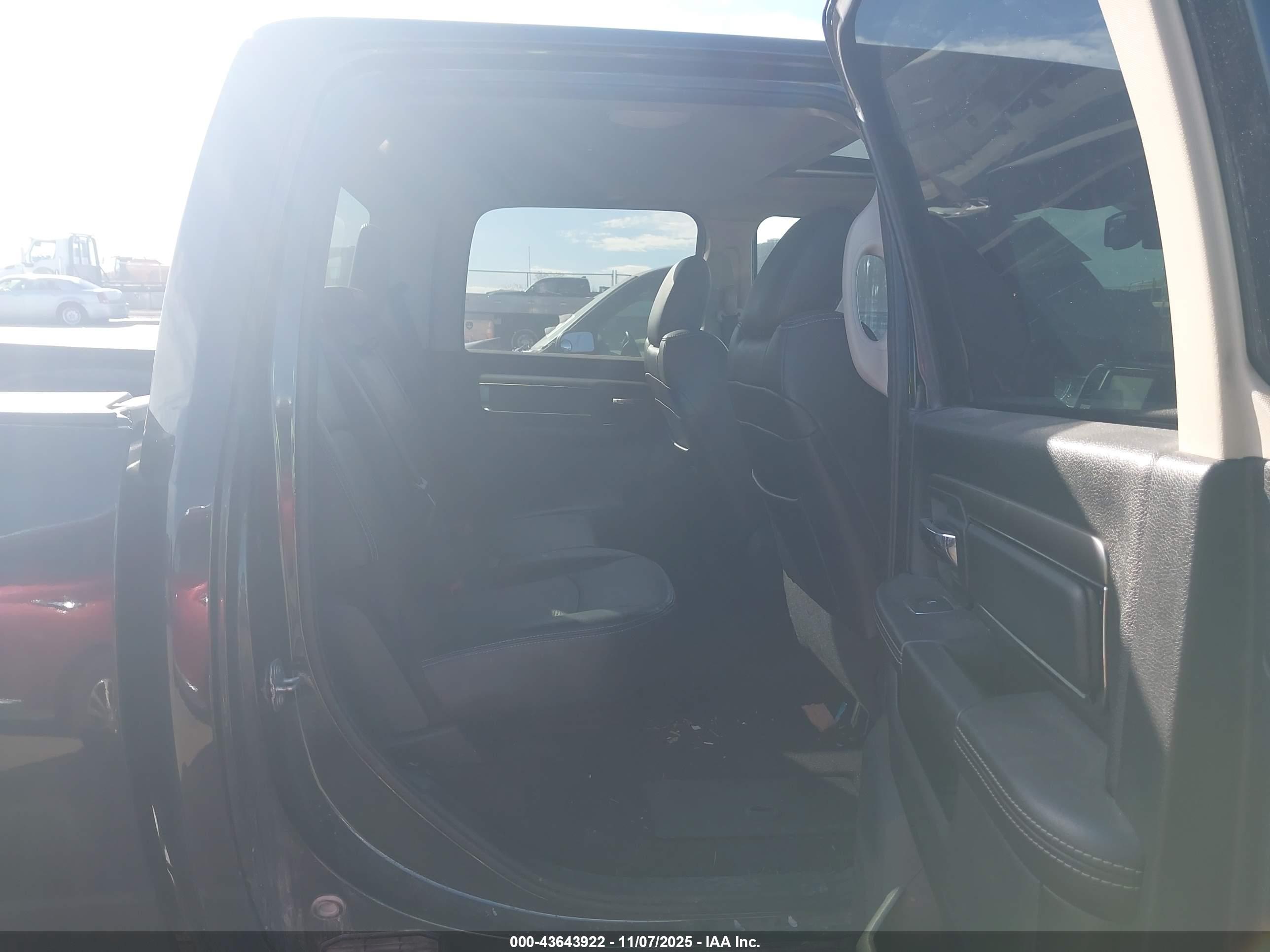 RAM 1500 image 8