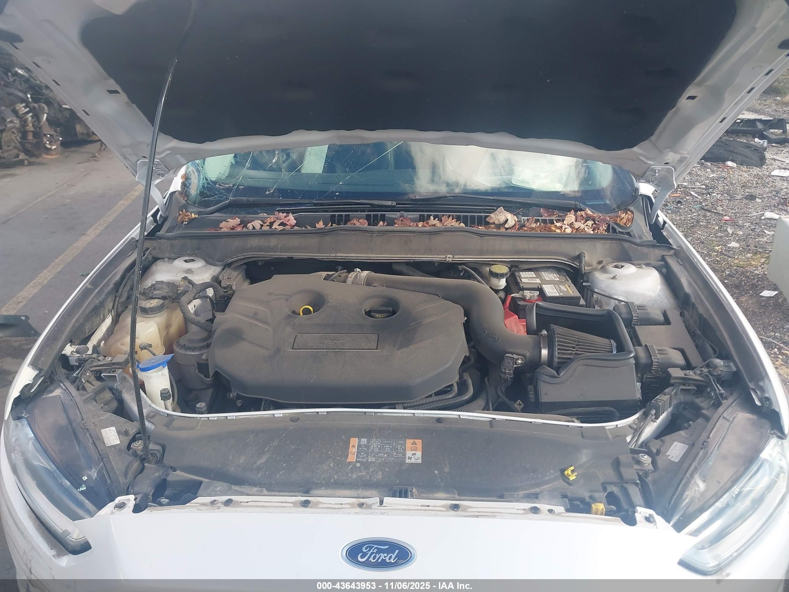 FORD FUSION image 10