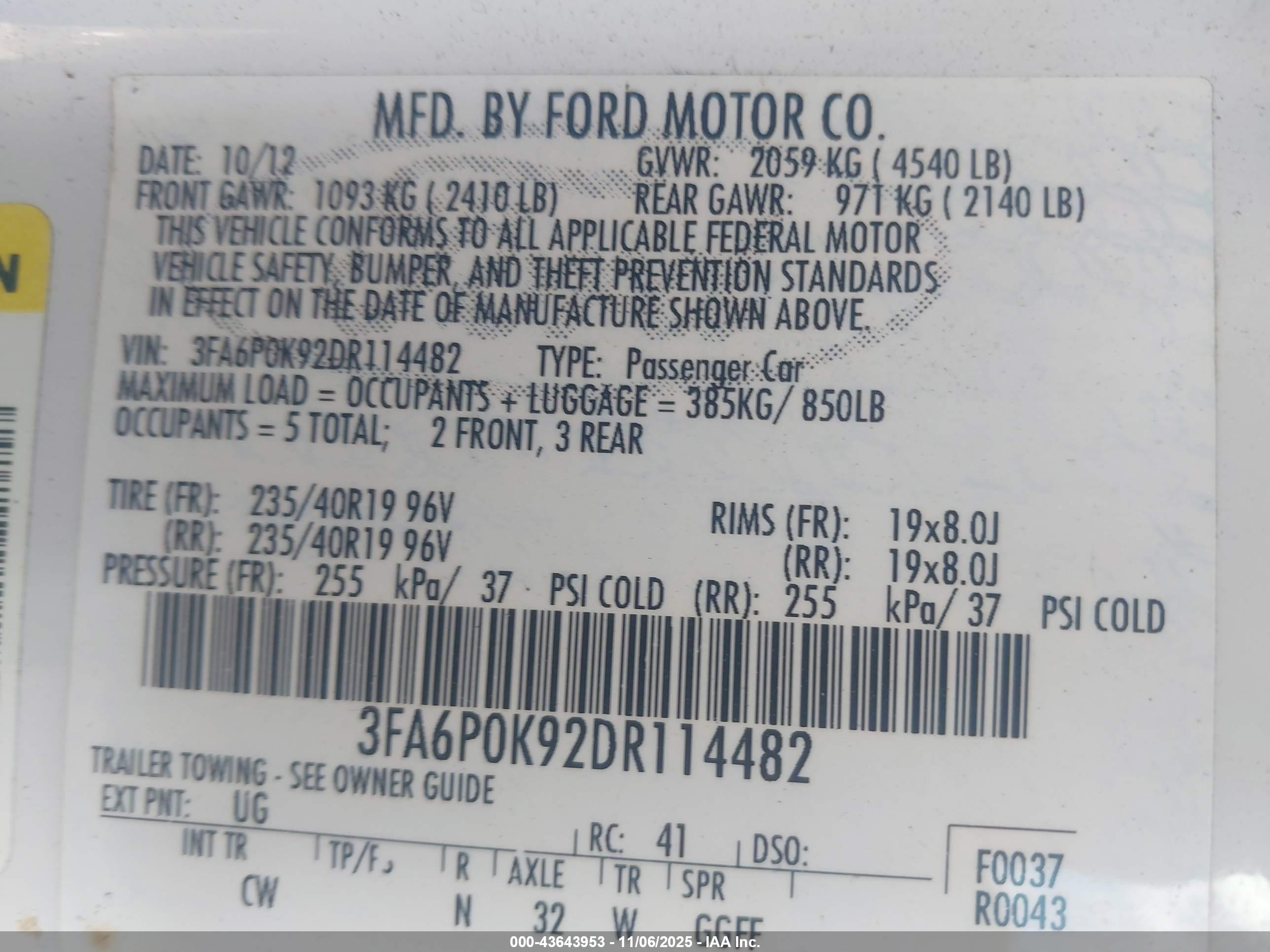 FORD FUSION image 9