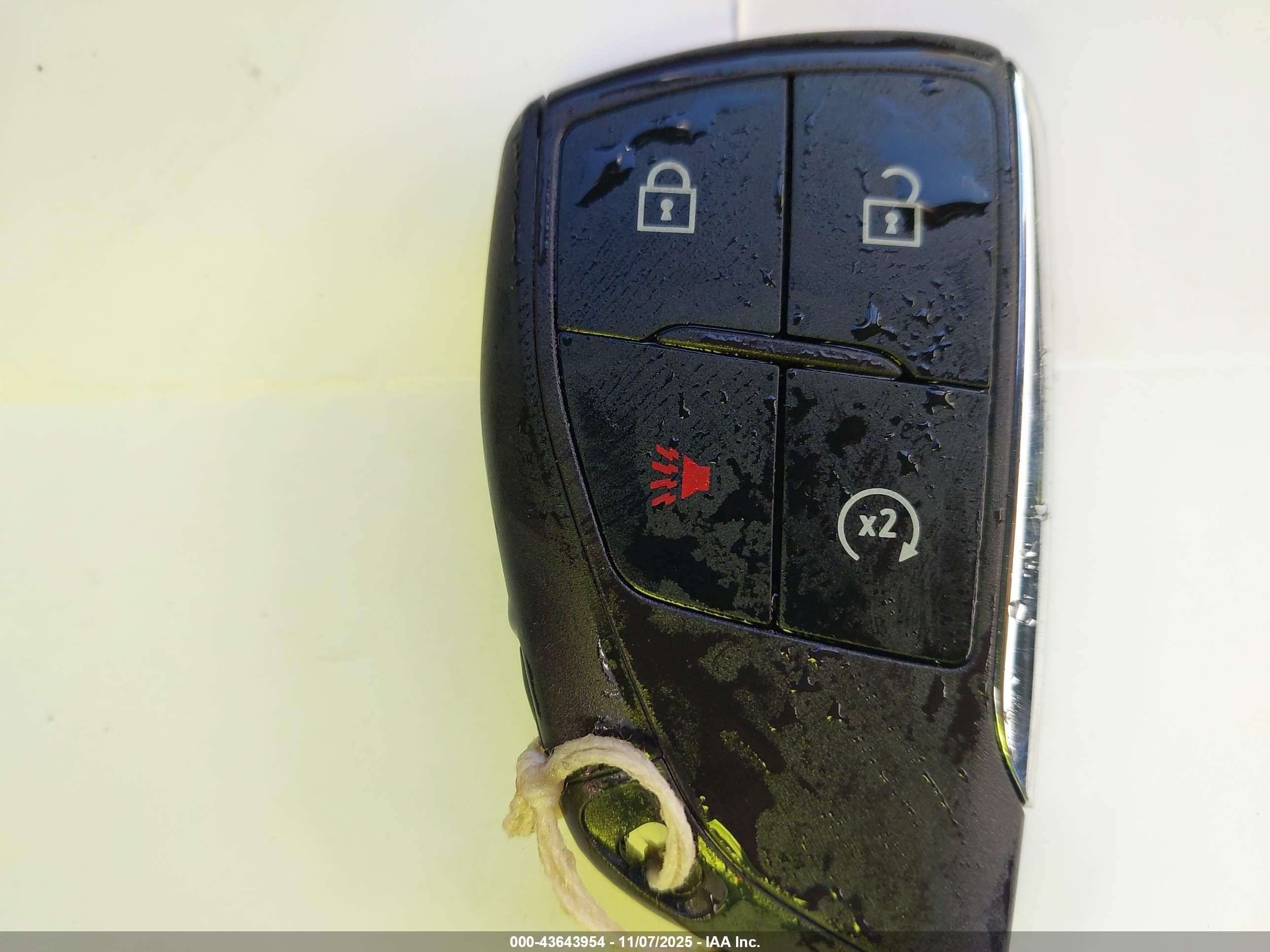 CHEVROLET EQUINOX image 11