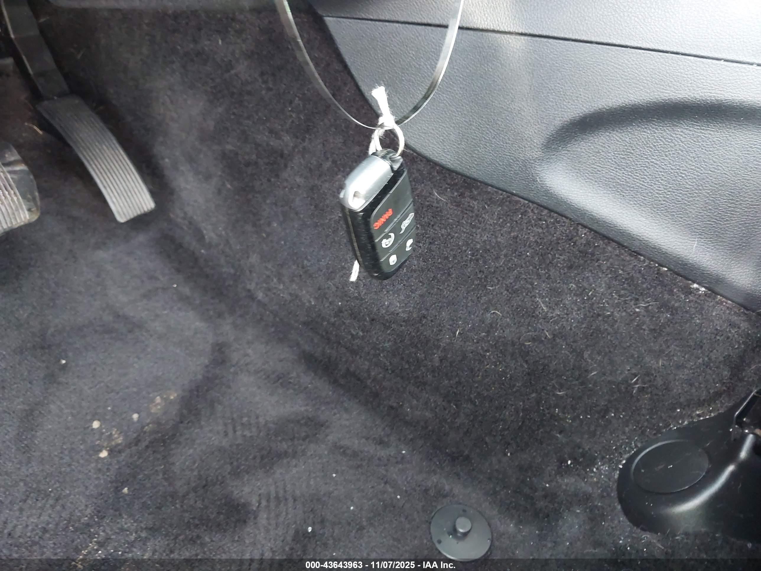 JEEP GRAND image 11
