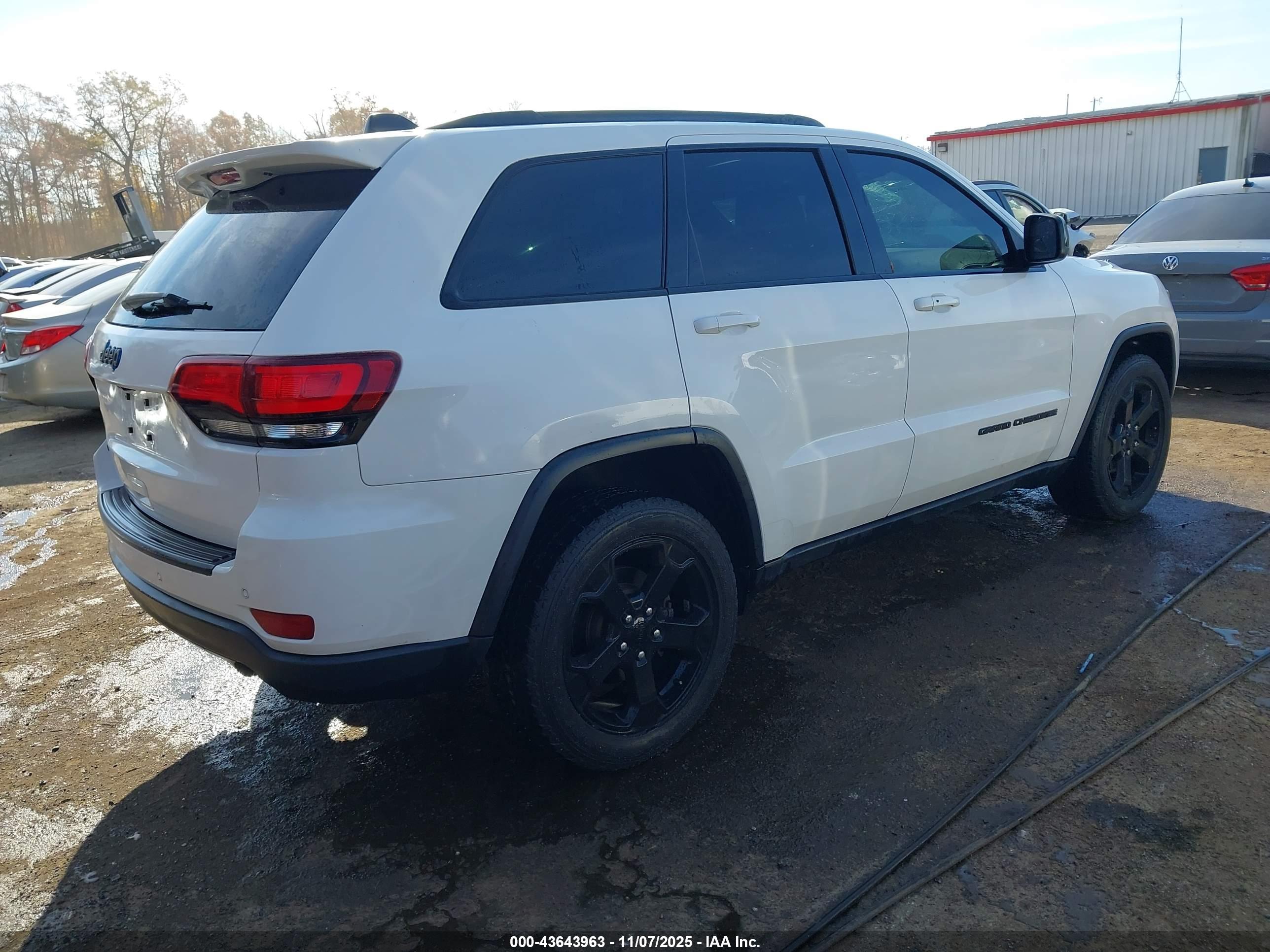 JEEP GRAND image 4