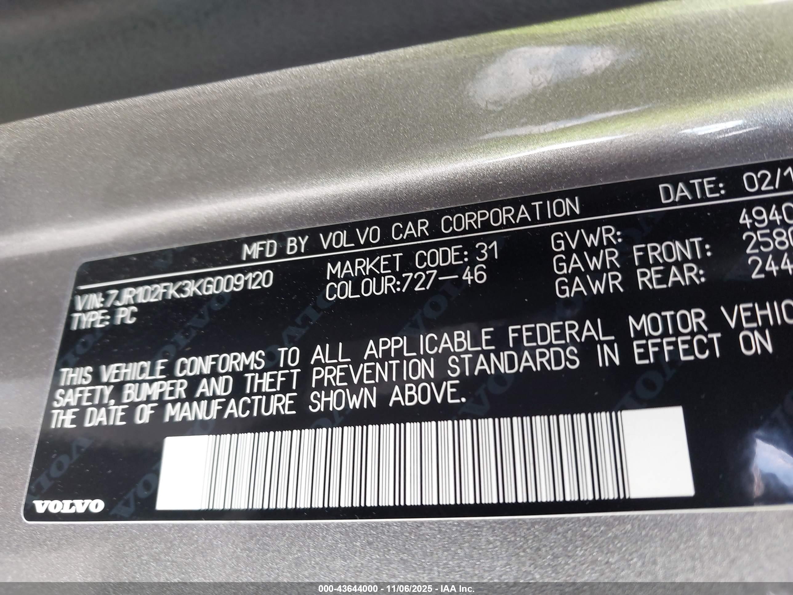 VOLVO S60 image 9