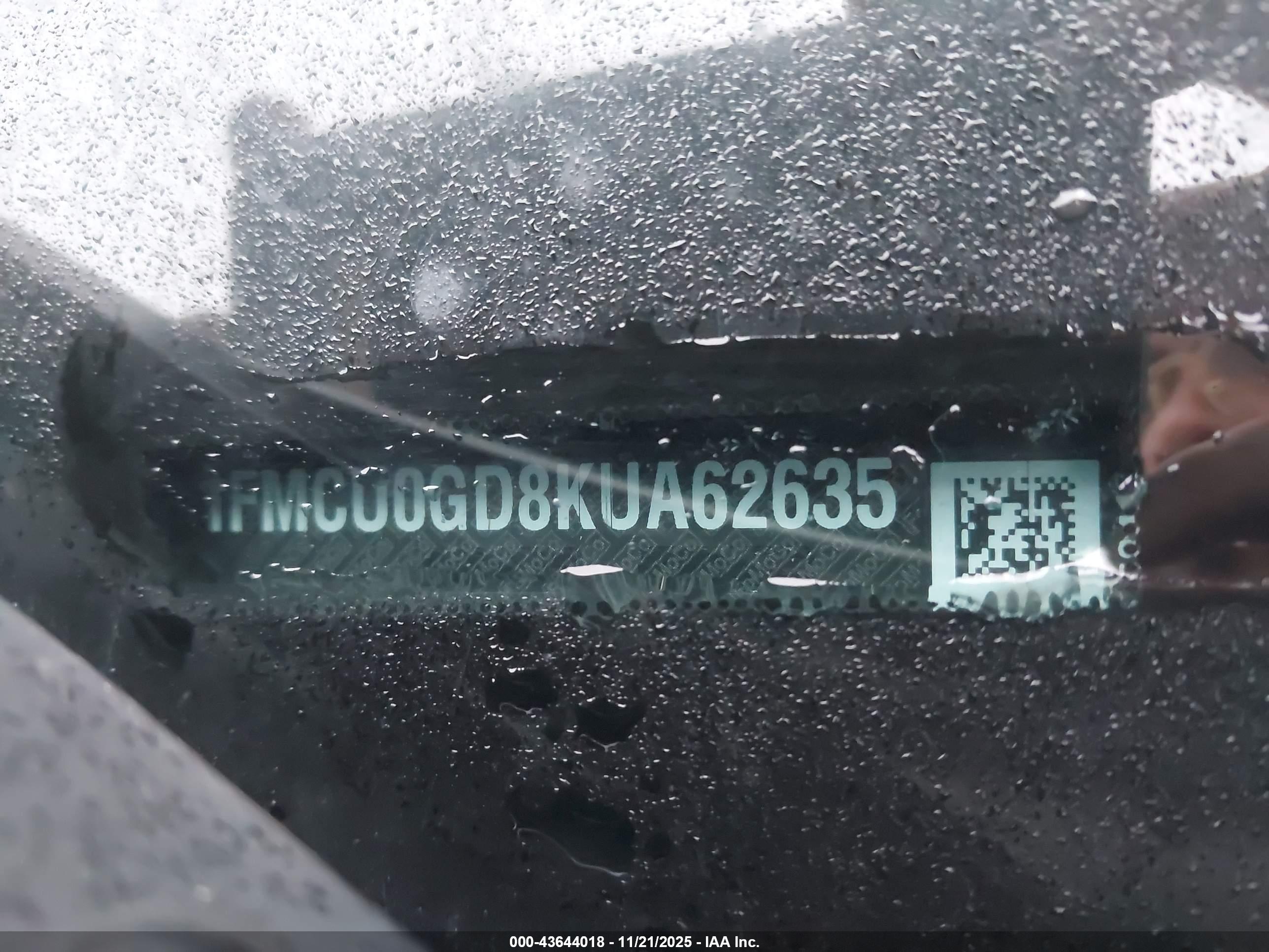 FORD ESCAPE image 9