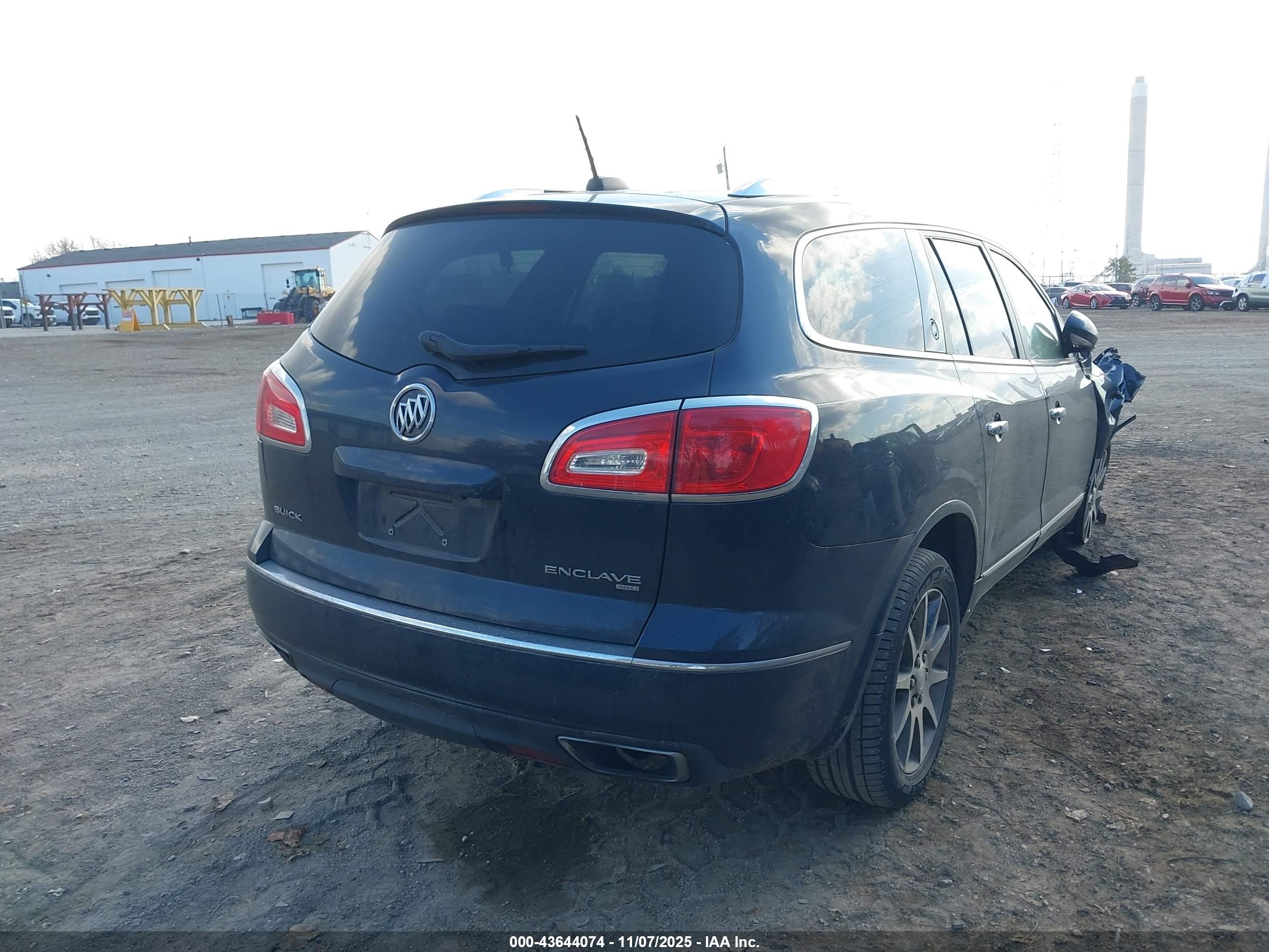 BUICK ENCLAVE image 4