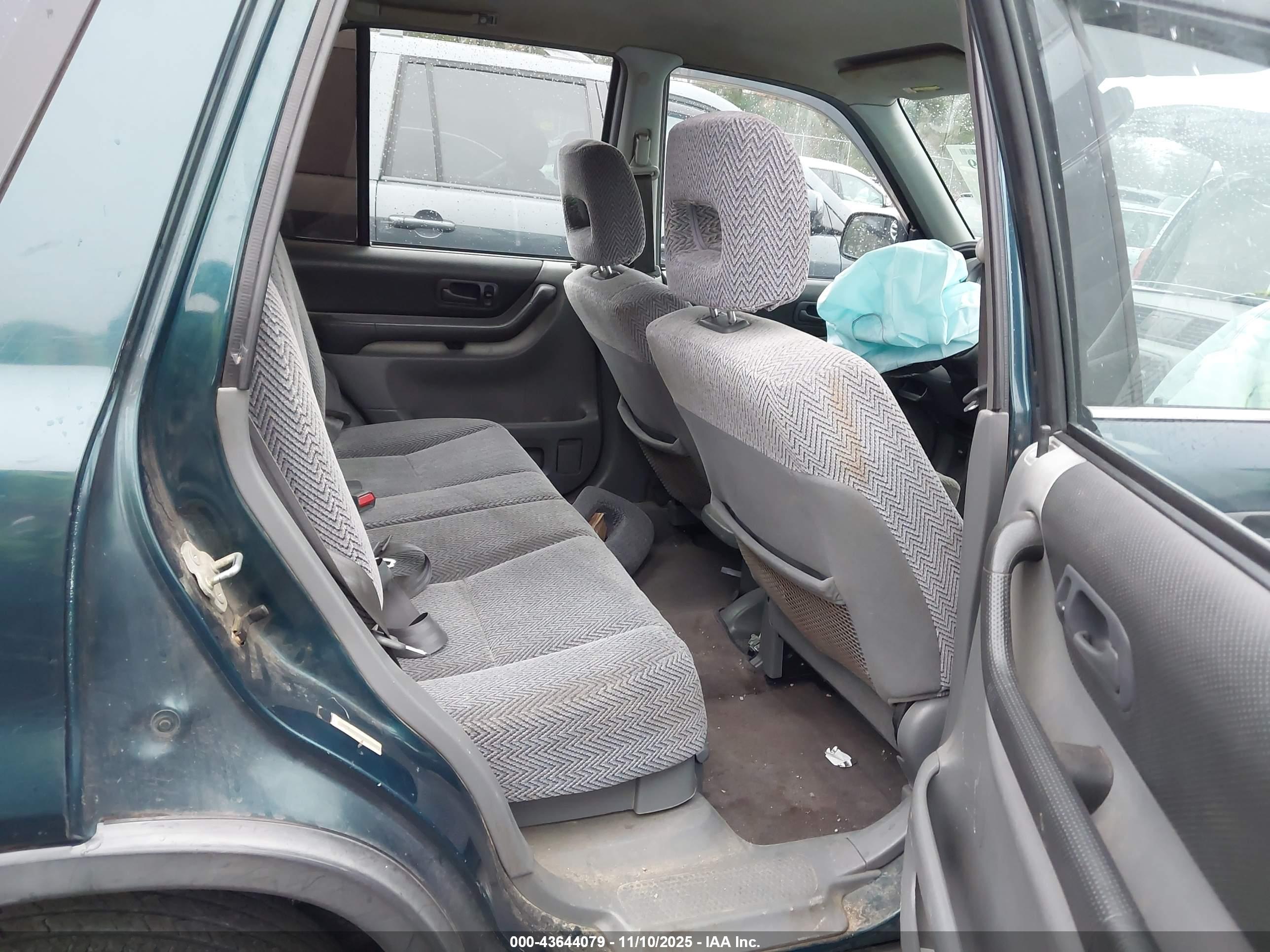 HONDA CR-V image 8