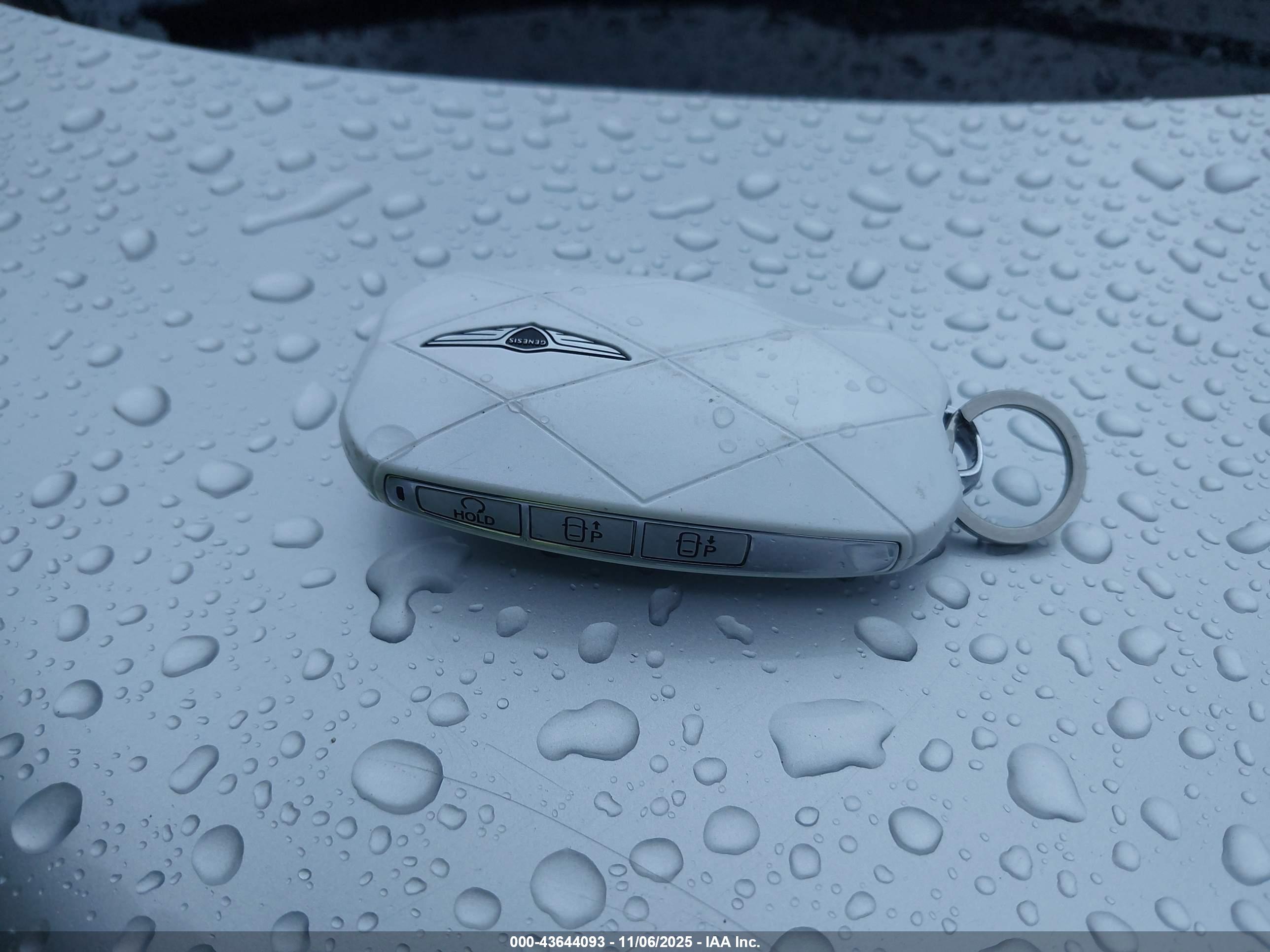 GENESIS GV80 image 11