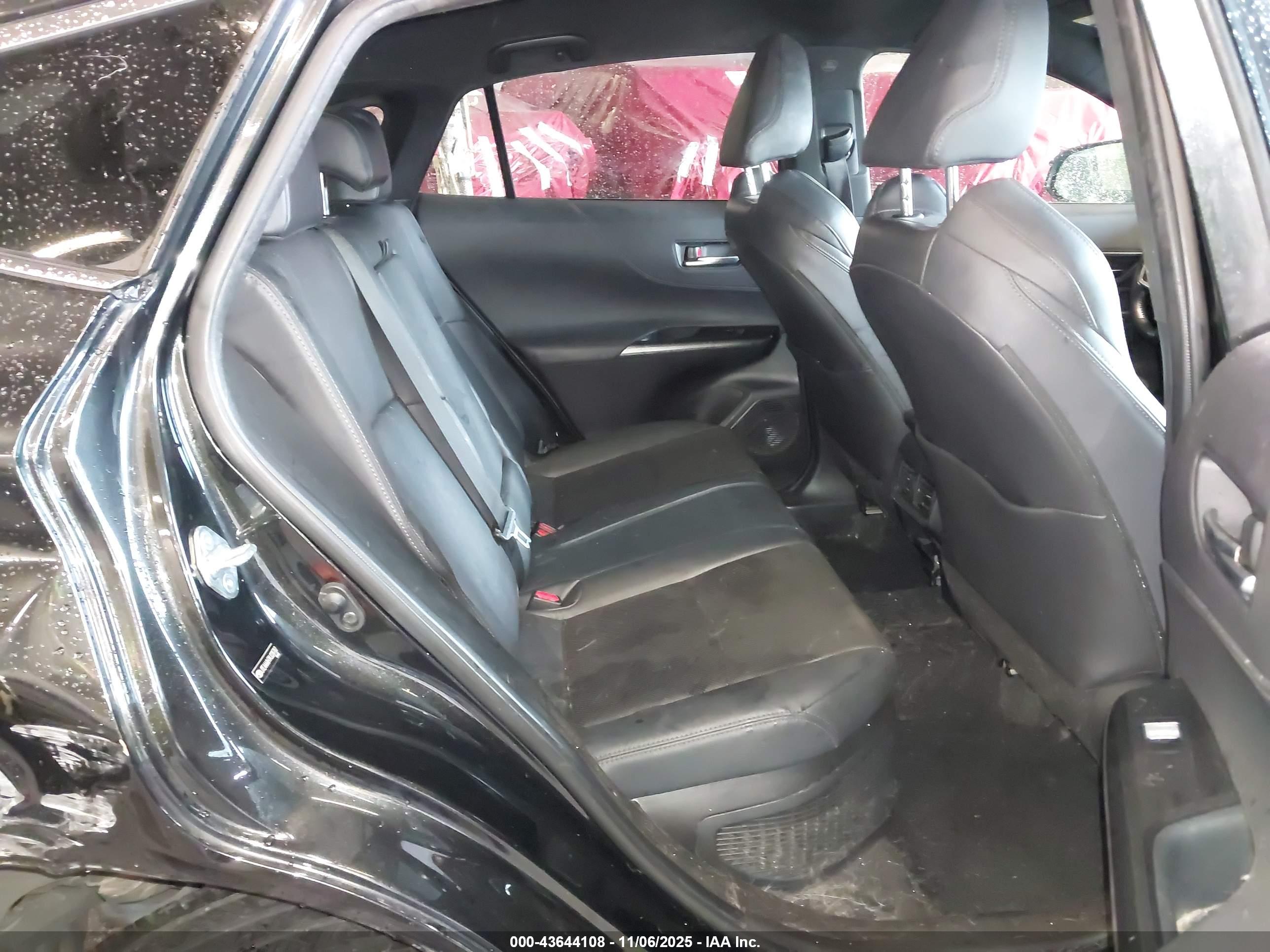 TOYOTA VENZA image 8
