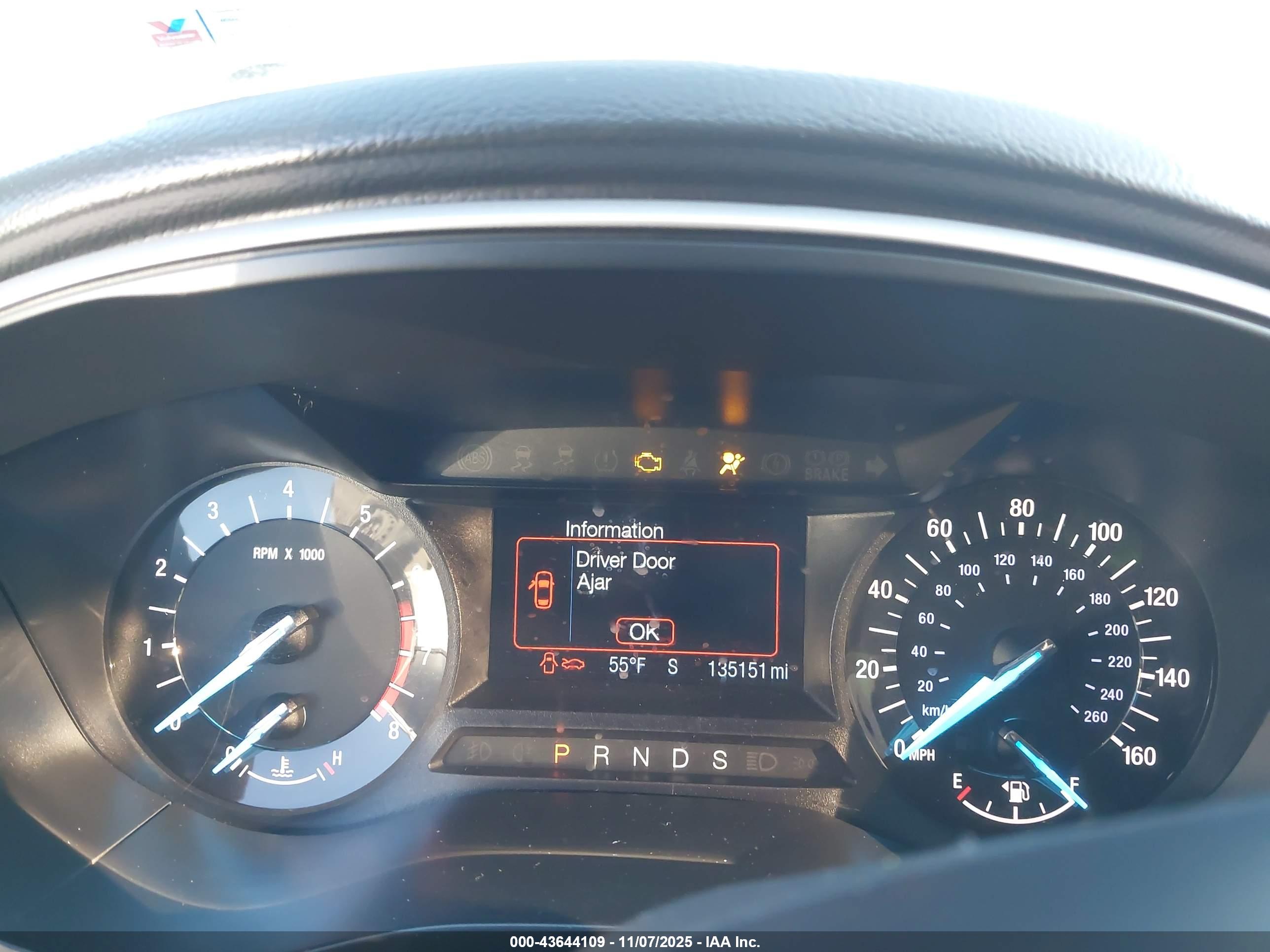 FORD FUSION image 7