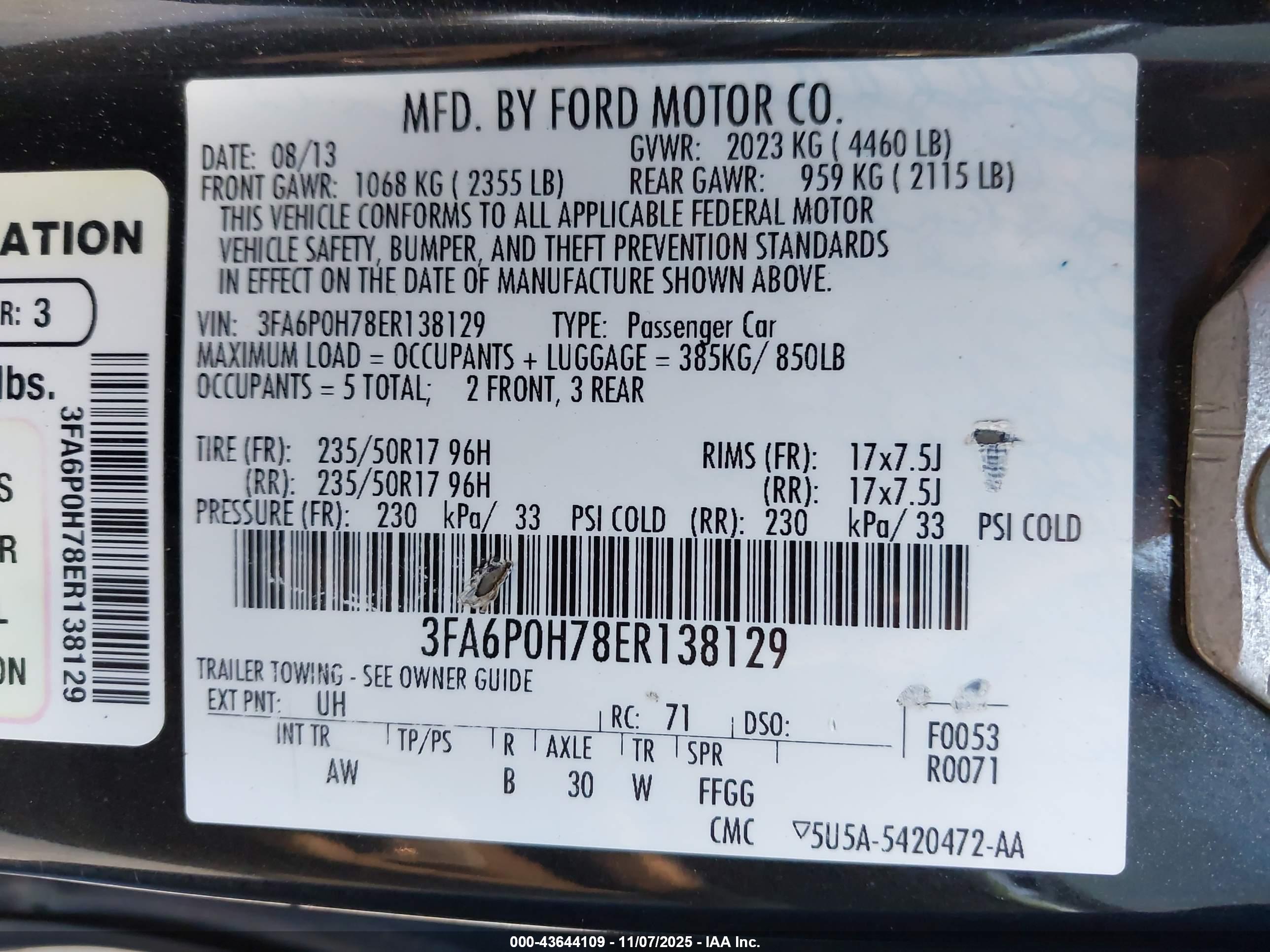 FORD FUSION image 9