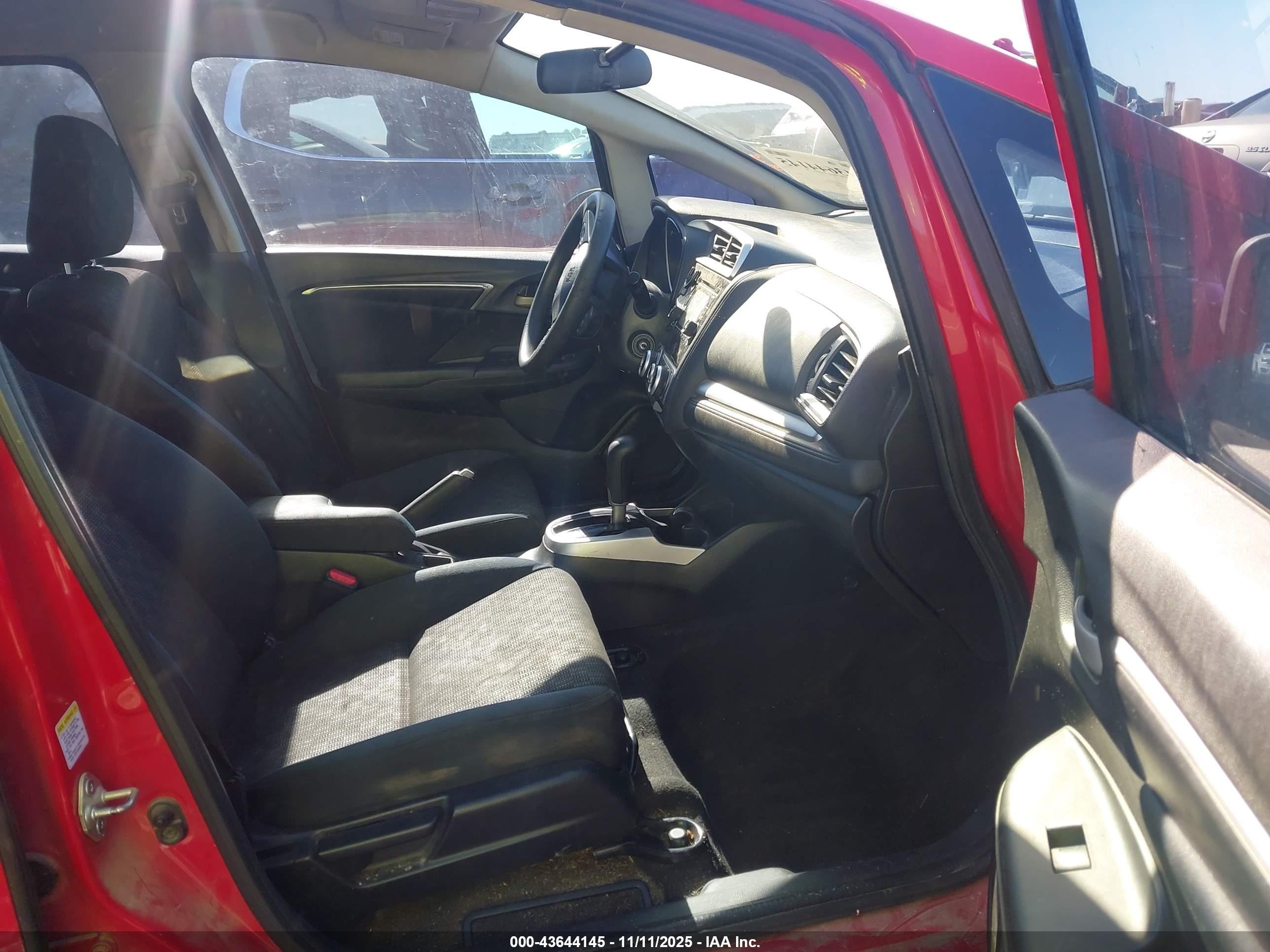 HONDA FIT image 5