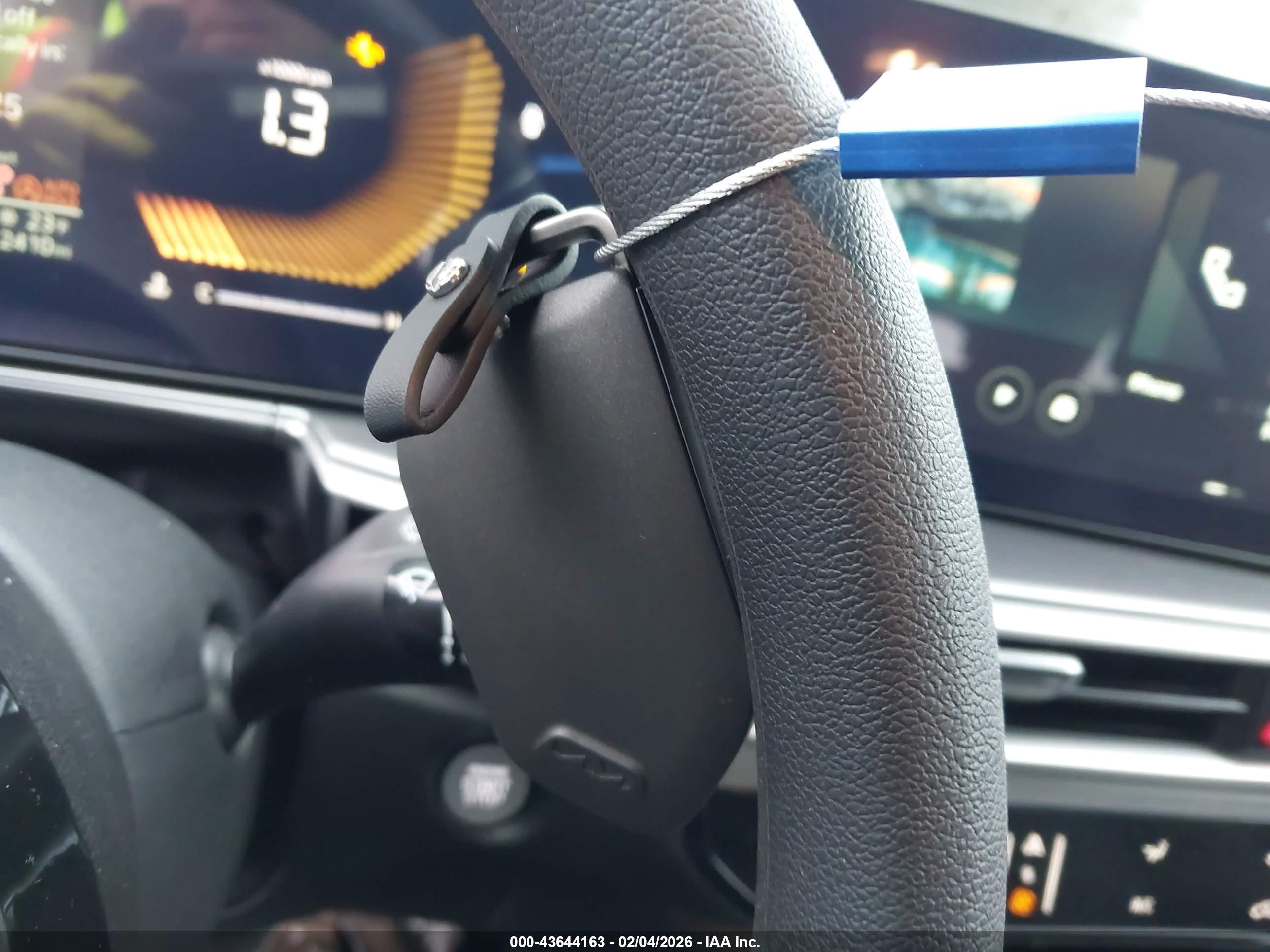 KIA SORENTO image 11