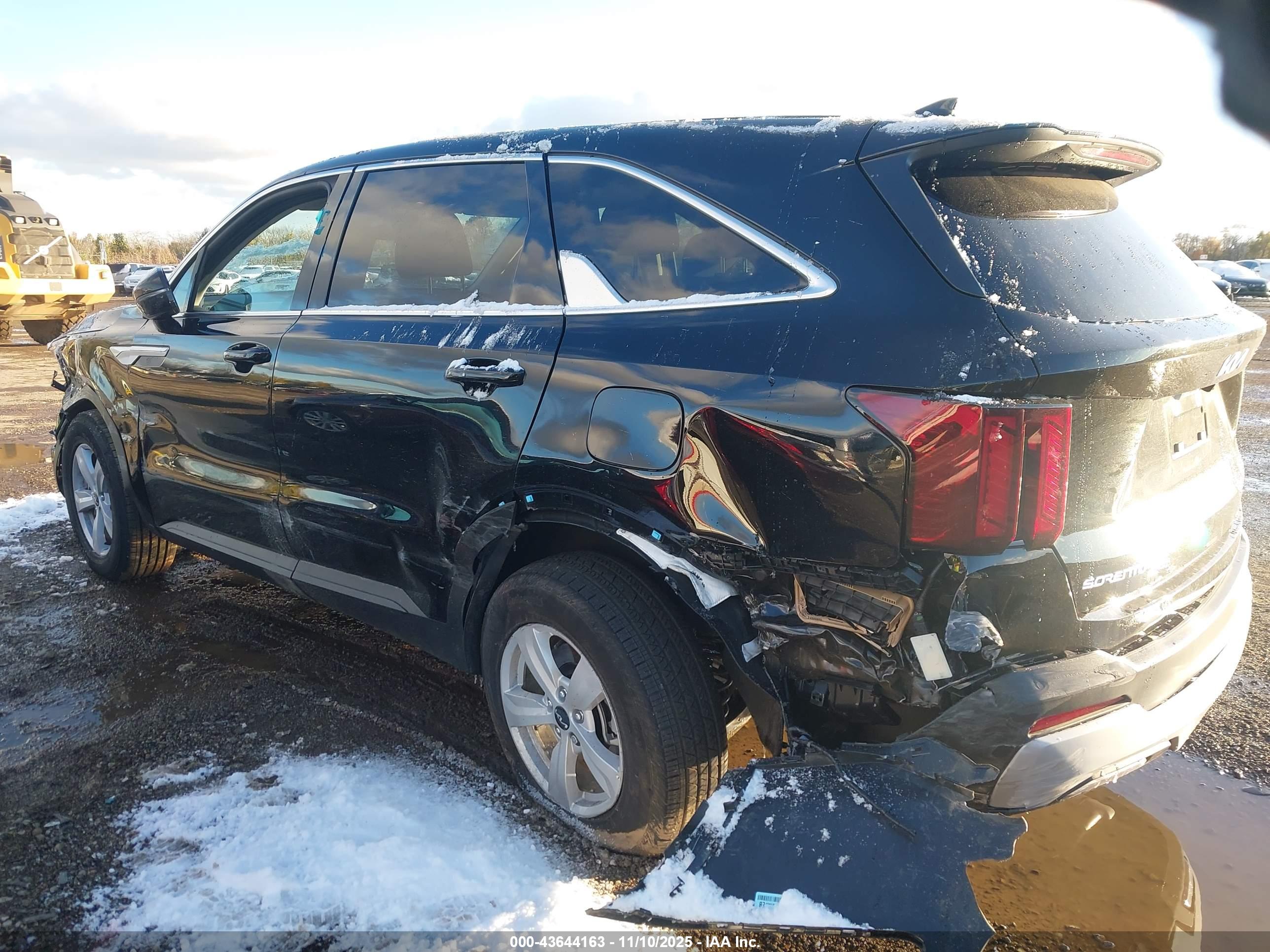 KIA SORENTO image 6