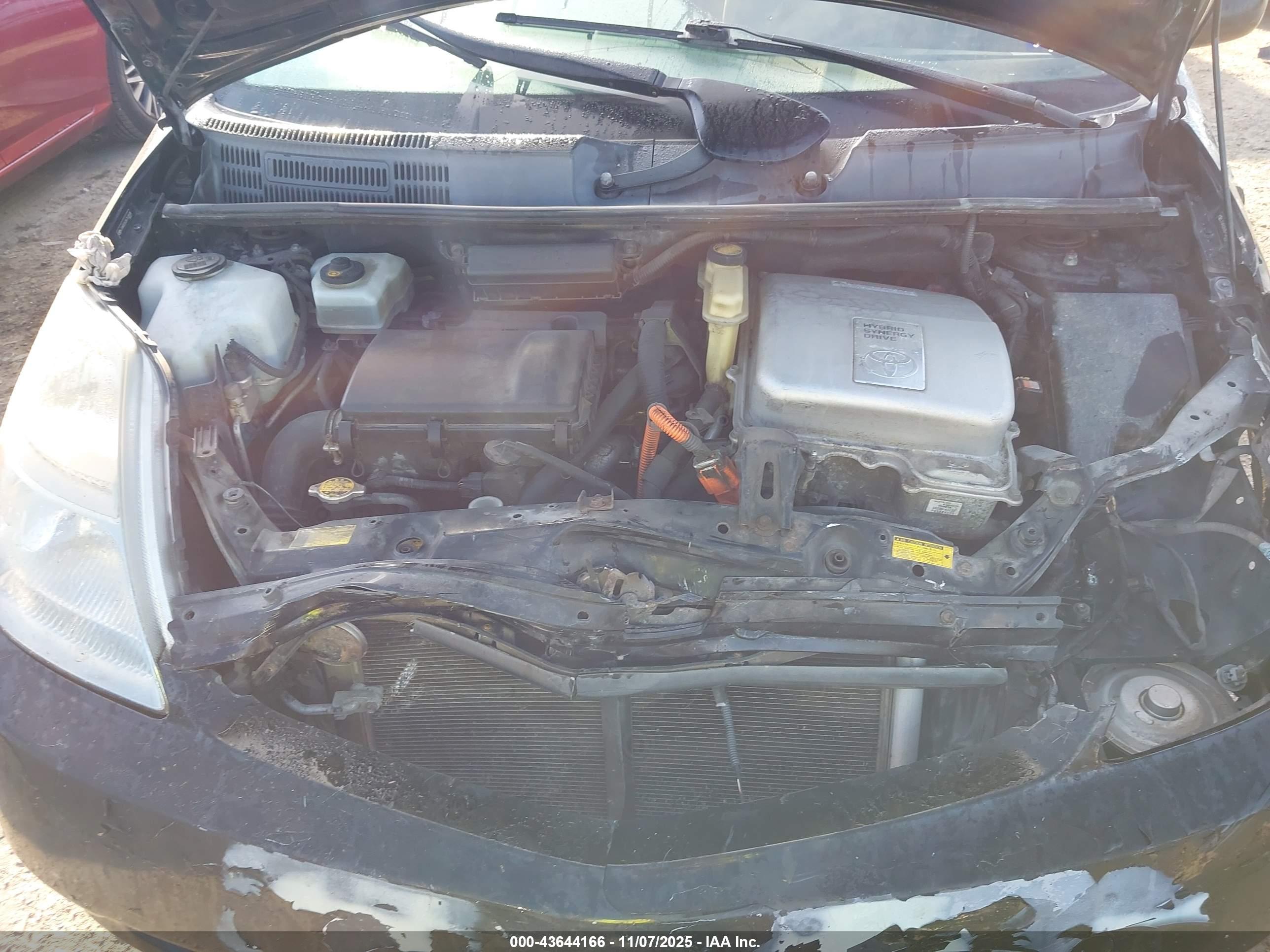 TOYOTA PRIUS image 10