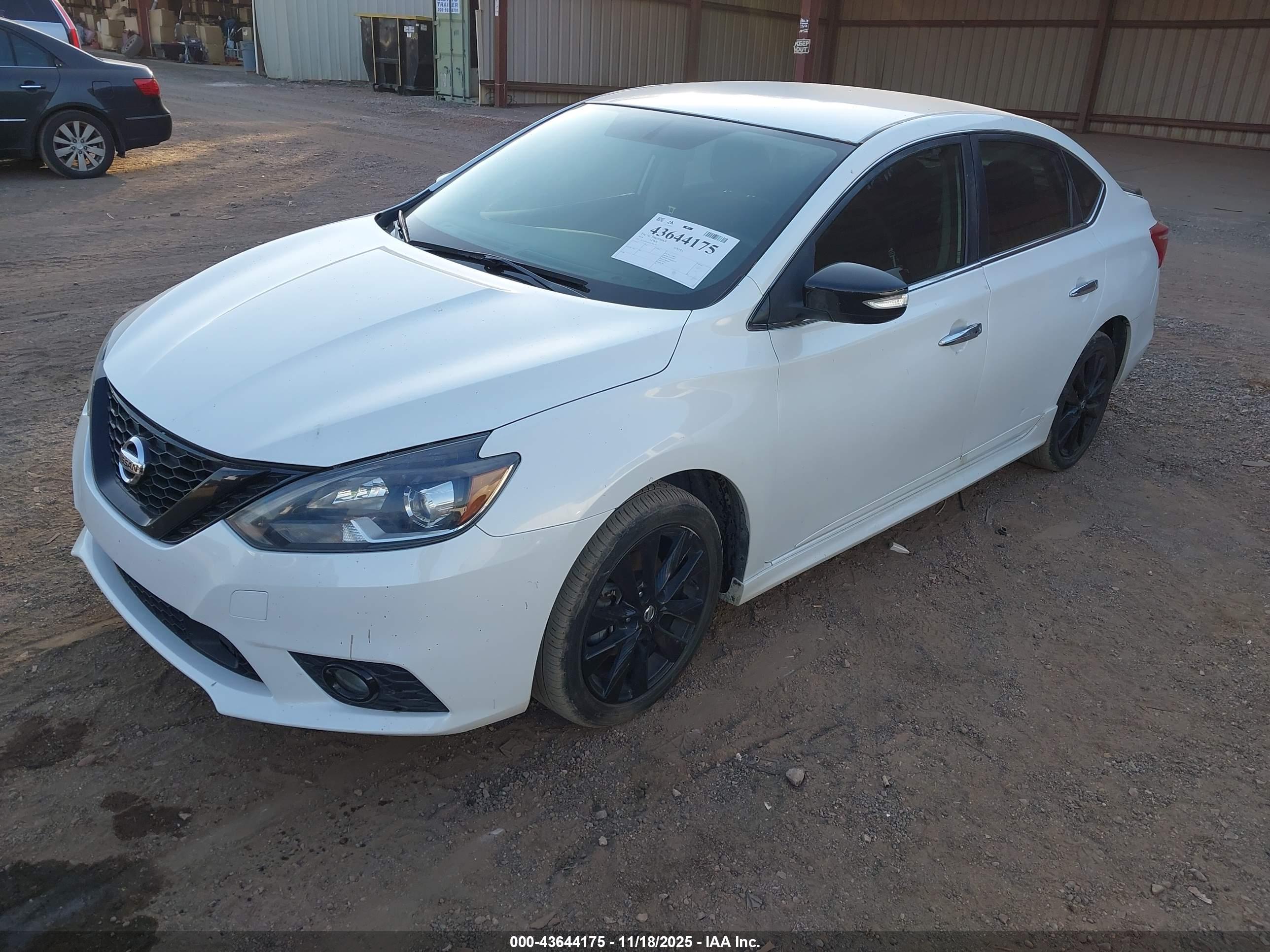 NISSAN SENTRA image 2