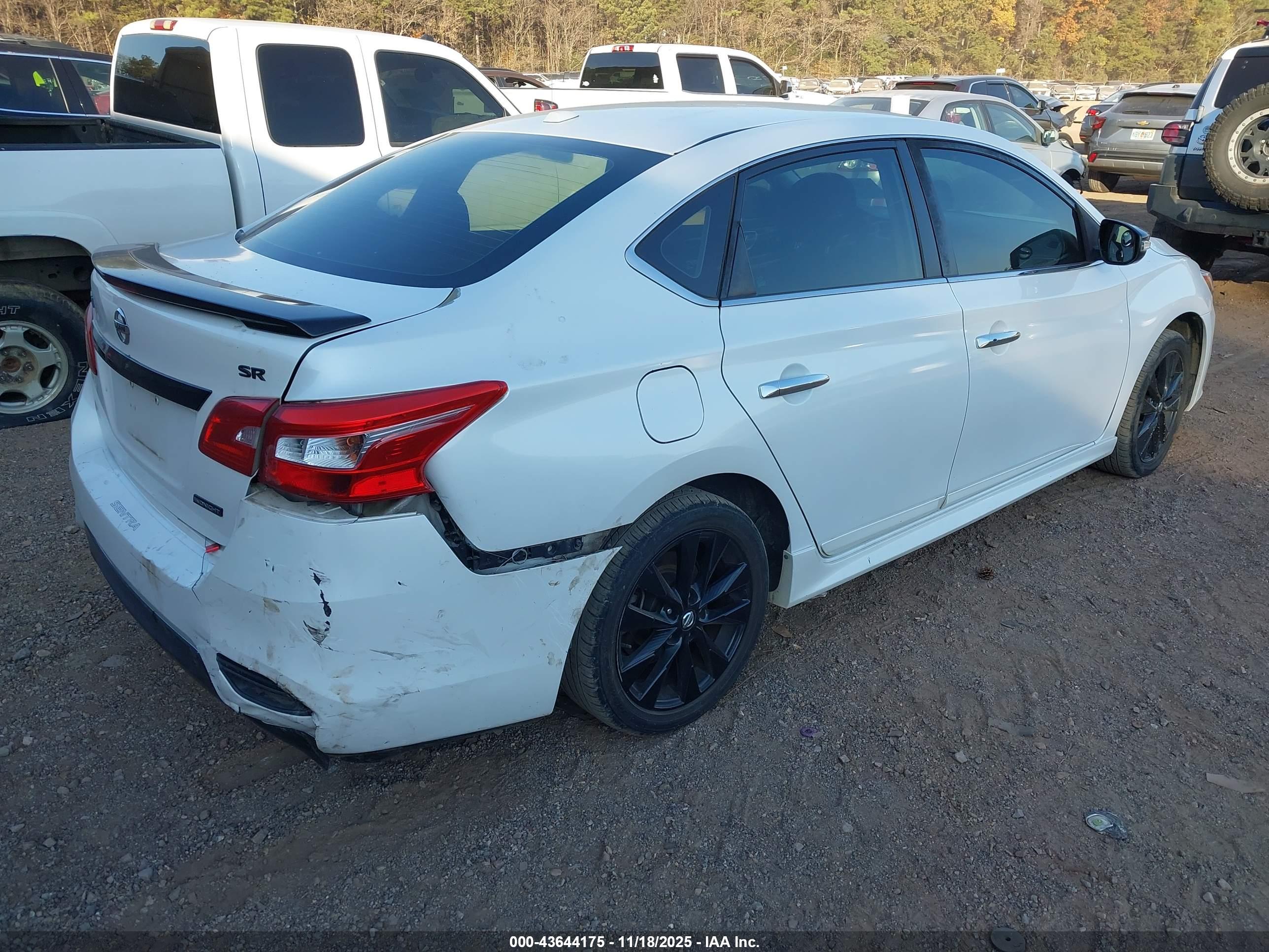 NISSAN SENTRA image 4