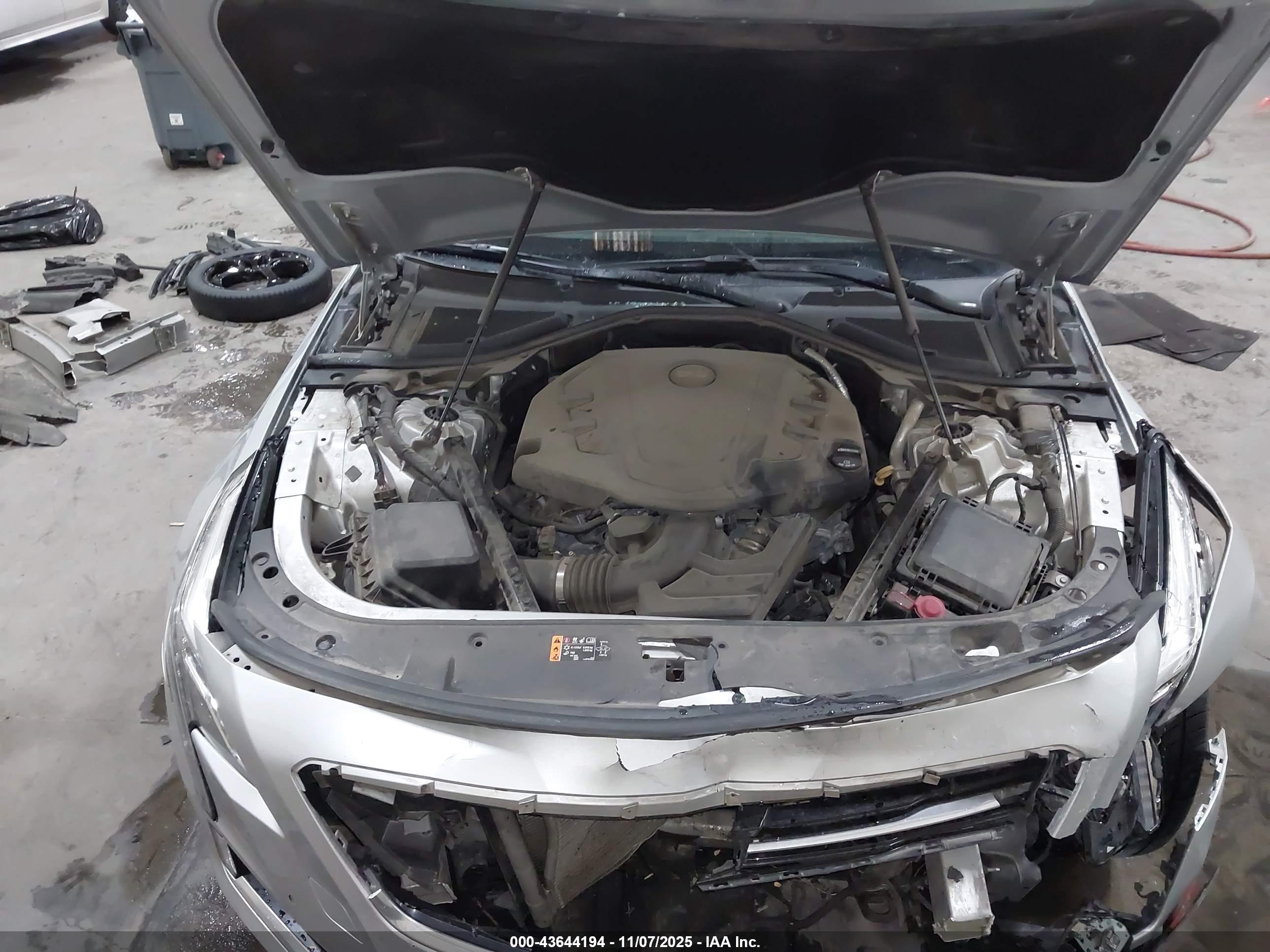 CADILLAC CT6 image 10