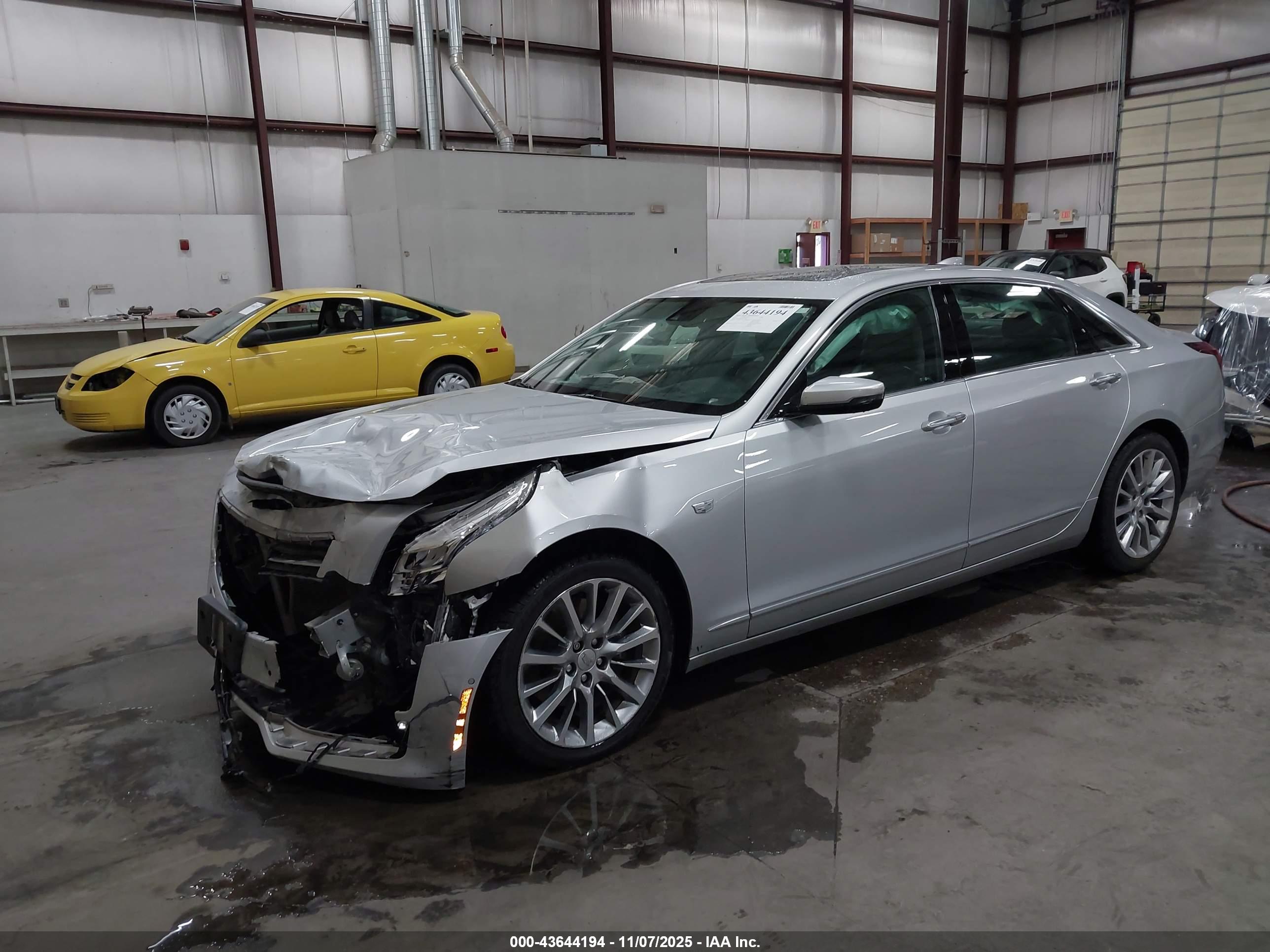 CADILLAC CT6 image 2