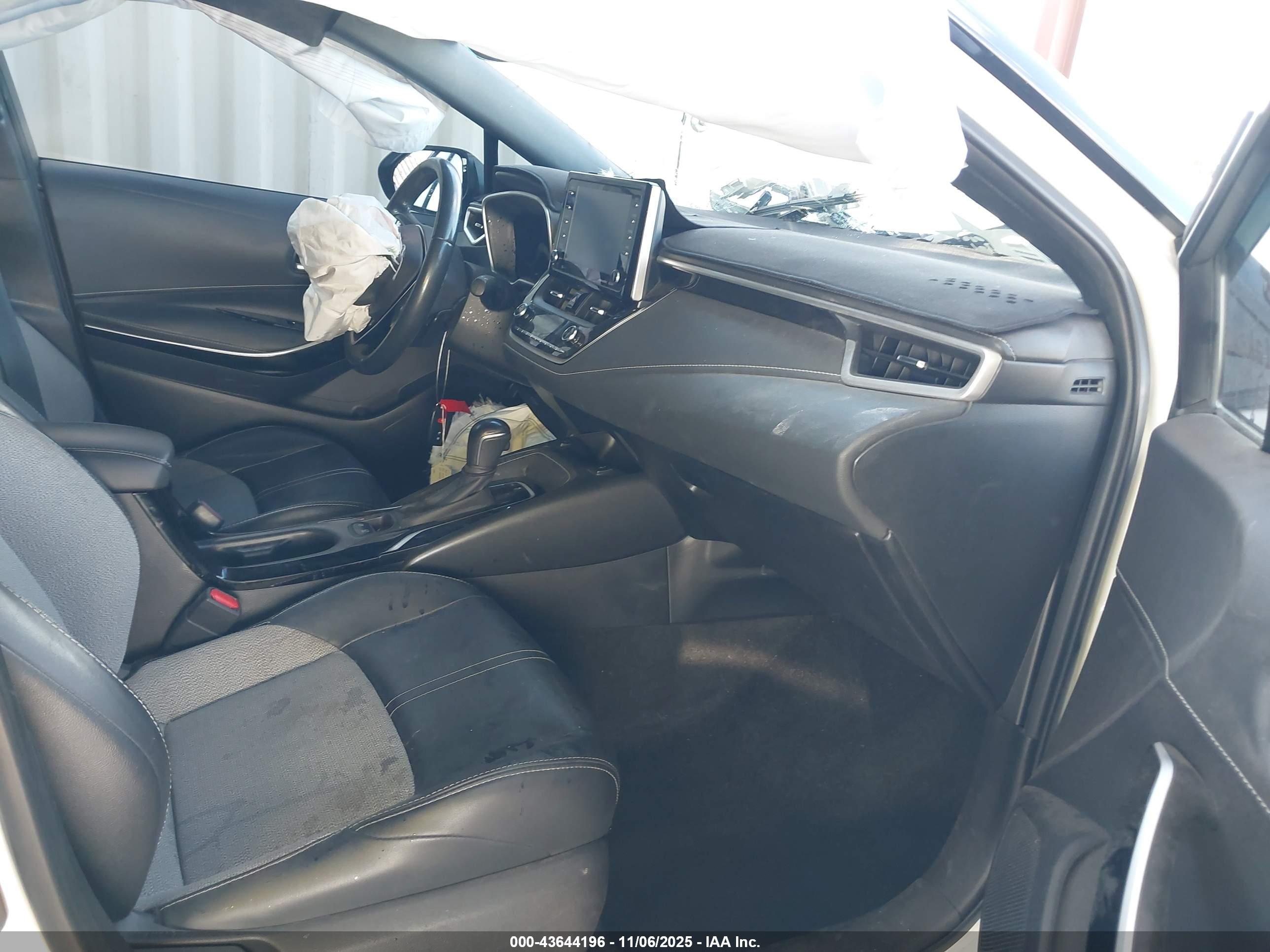 TOYOTA COROLLA image 5