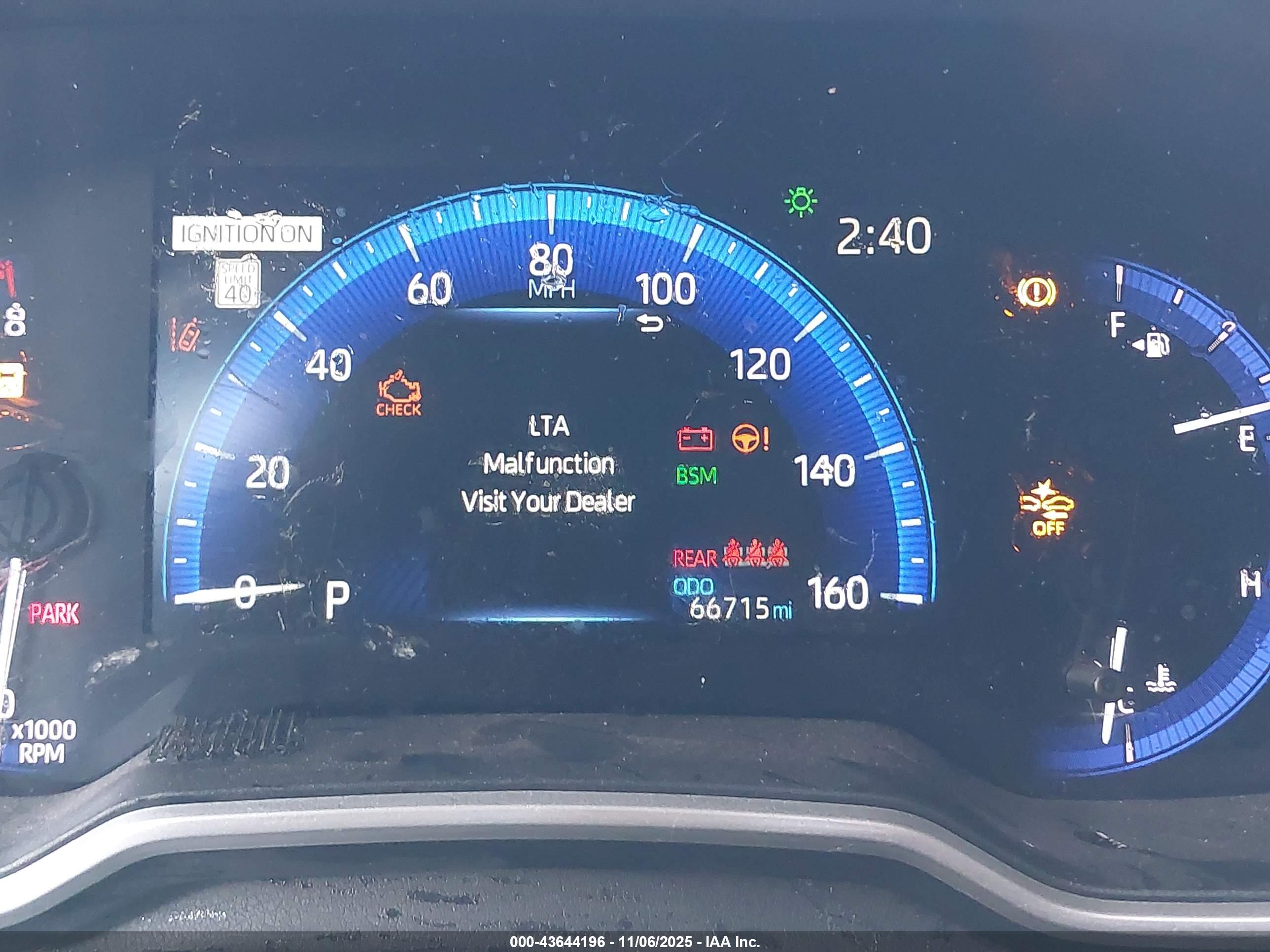 TOYOTA COROLLA image 7