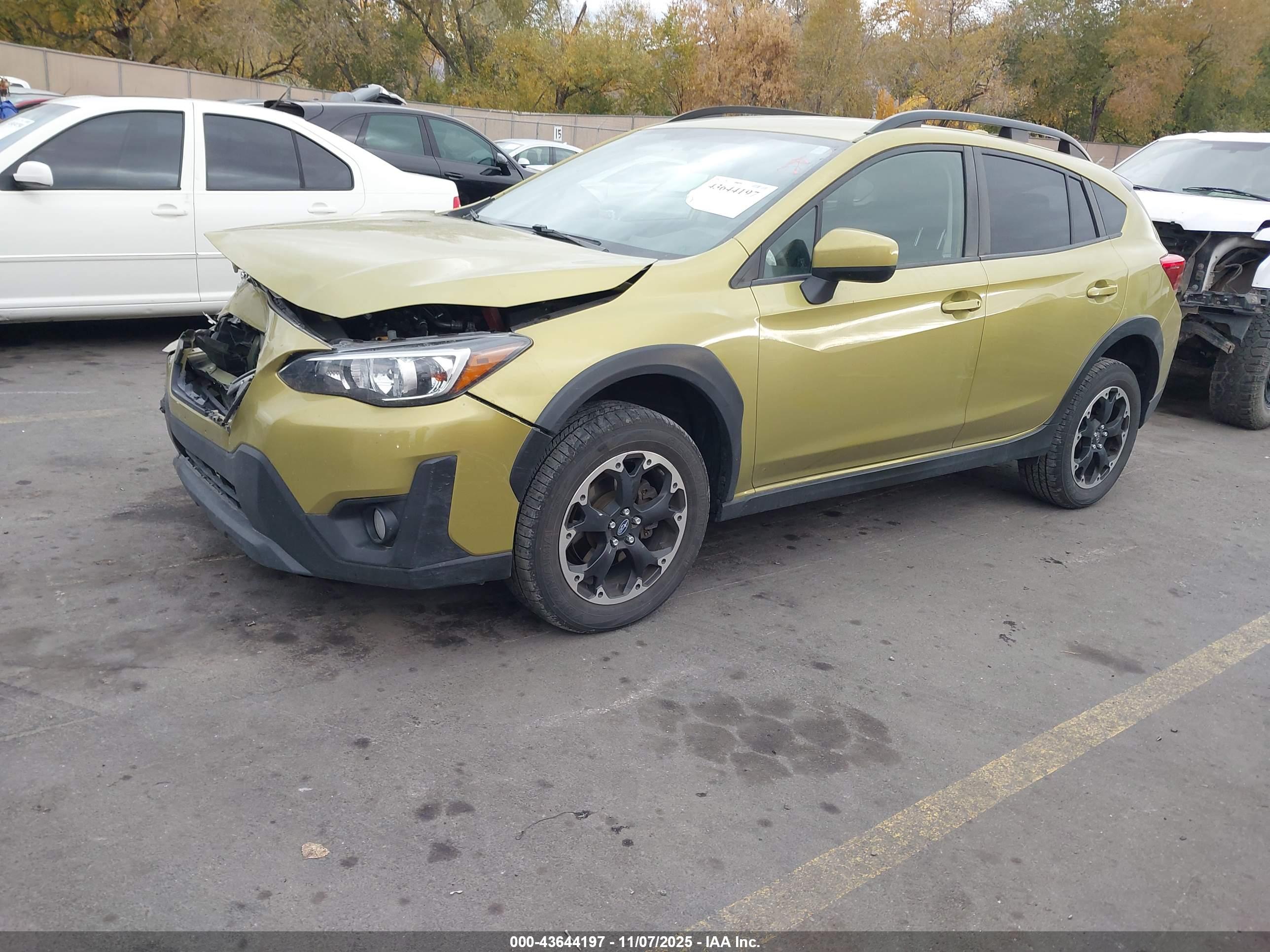 SUBARU CROSSTREK image 2